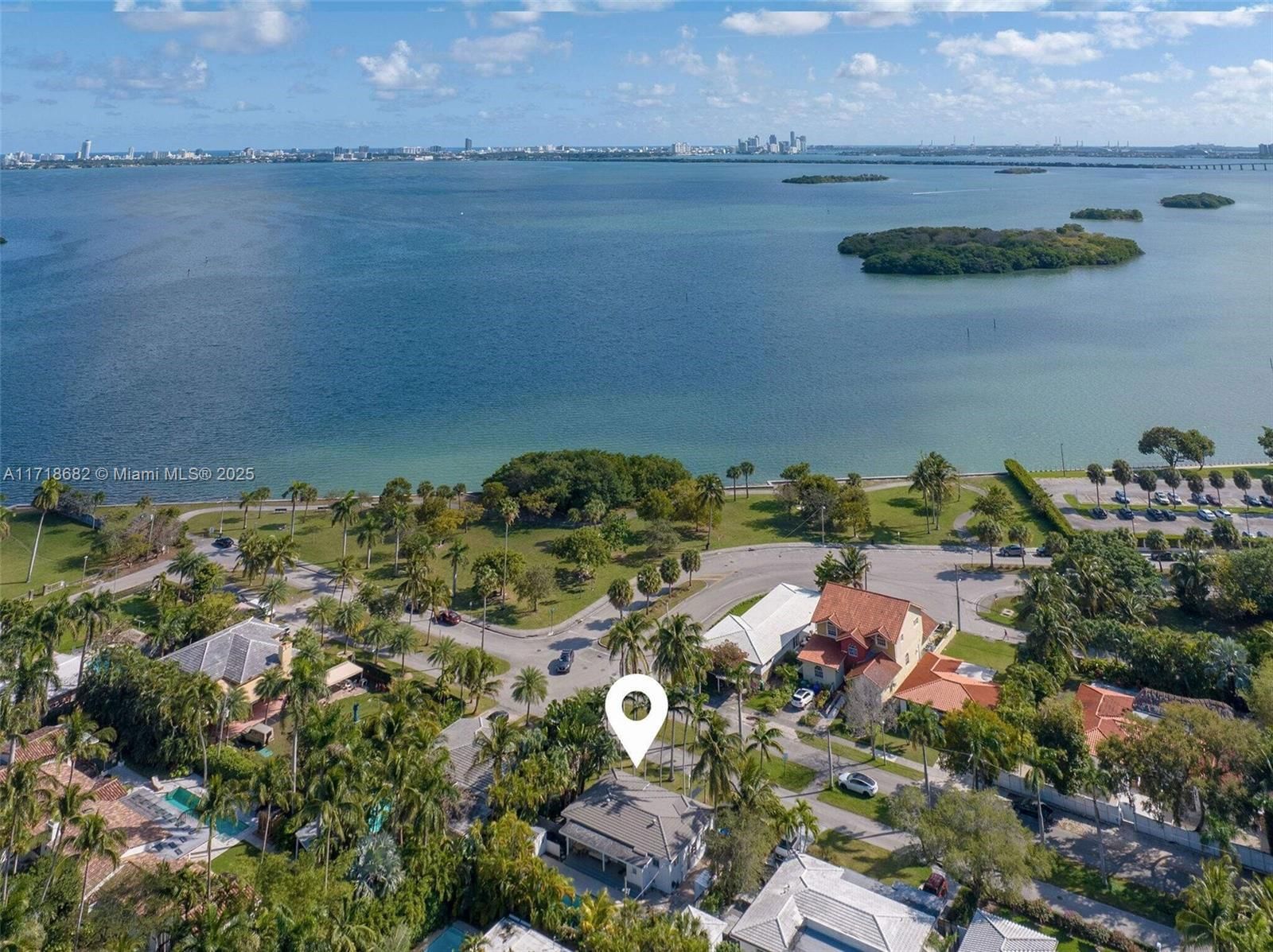 Real estate property located at 921 71st St, Miami-dade, Washington Place, Miami, FL
