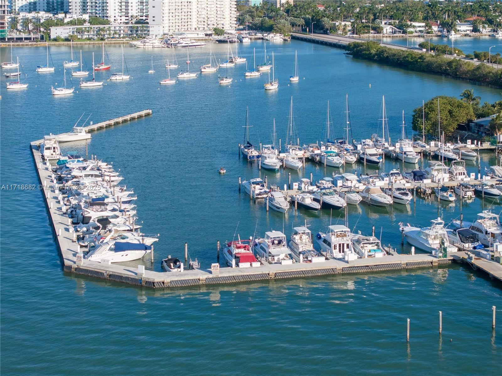 Real estate property located at 921 71st St, Miami-dade, Washington Place, Miami, FL