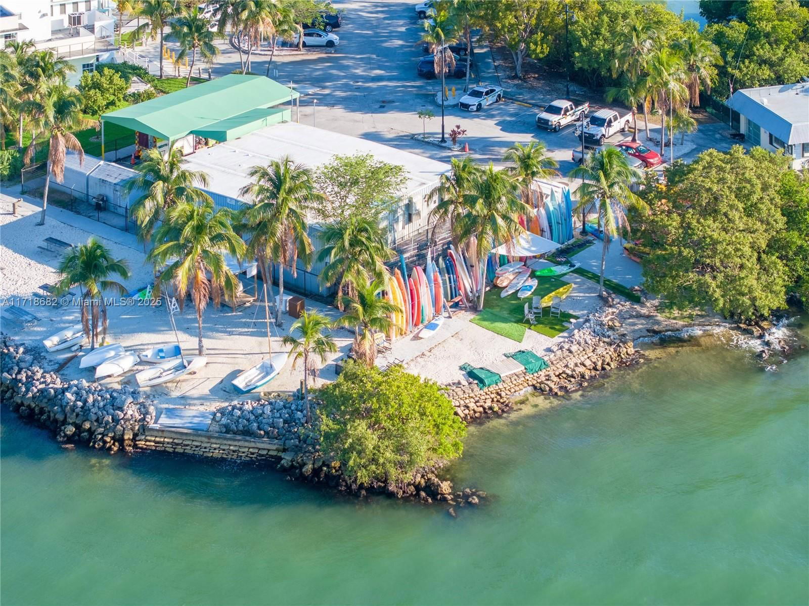Real estate property located at 921 71st St, Miami-dade, Washington Place, Miami, FL