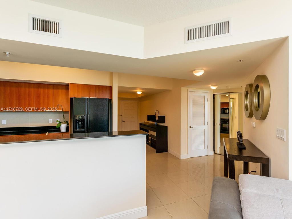 Real estate property located at 16699 Collins Ave #1709, Miami-dade, La Perla Condo, Sunny Isles Beach, FL