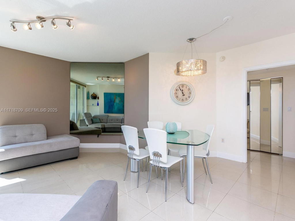 Real estate property located at 16699 Collins Ave #1709, Miami-dade, La Perla Condo, Sunny Isles Beach, FL