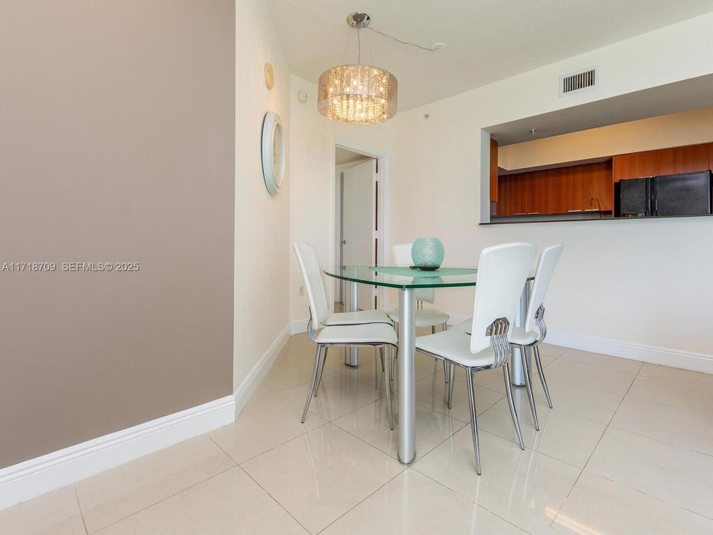 Real estate property located at 16699 Collins Ave #1709, Miami-dade, La Perla Condo, Sunny Isles Beach, FL