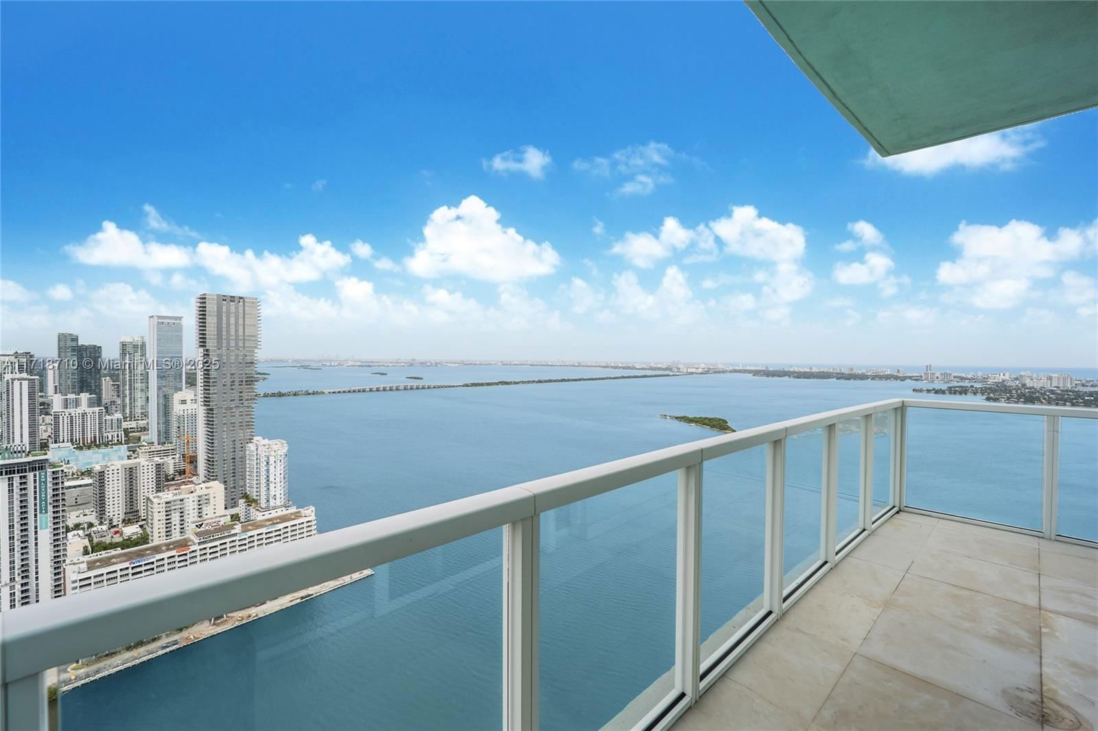 Real estate property located at 1900 Bayshore Dr #4802, Miami-dade, Quantum On The Bay Condo, Miami, FL