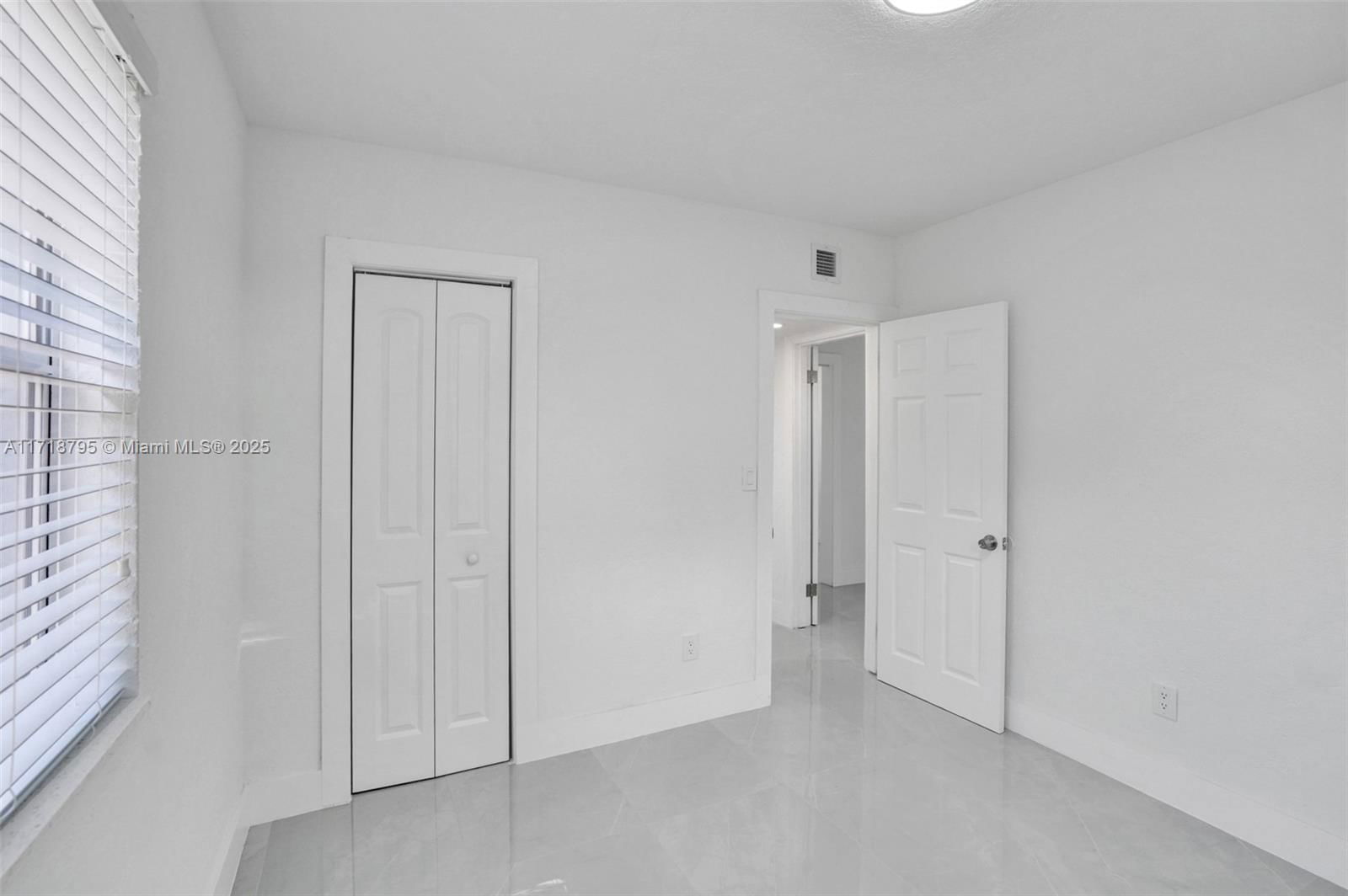 Real estate property located at 12200 18th Pl, Miami-dade, Randall Park, Miami, FL