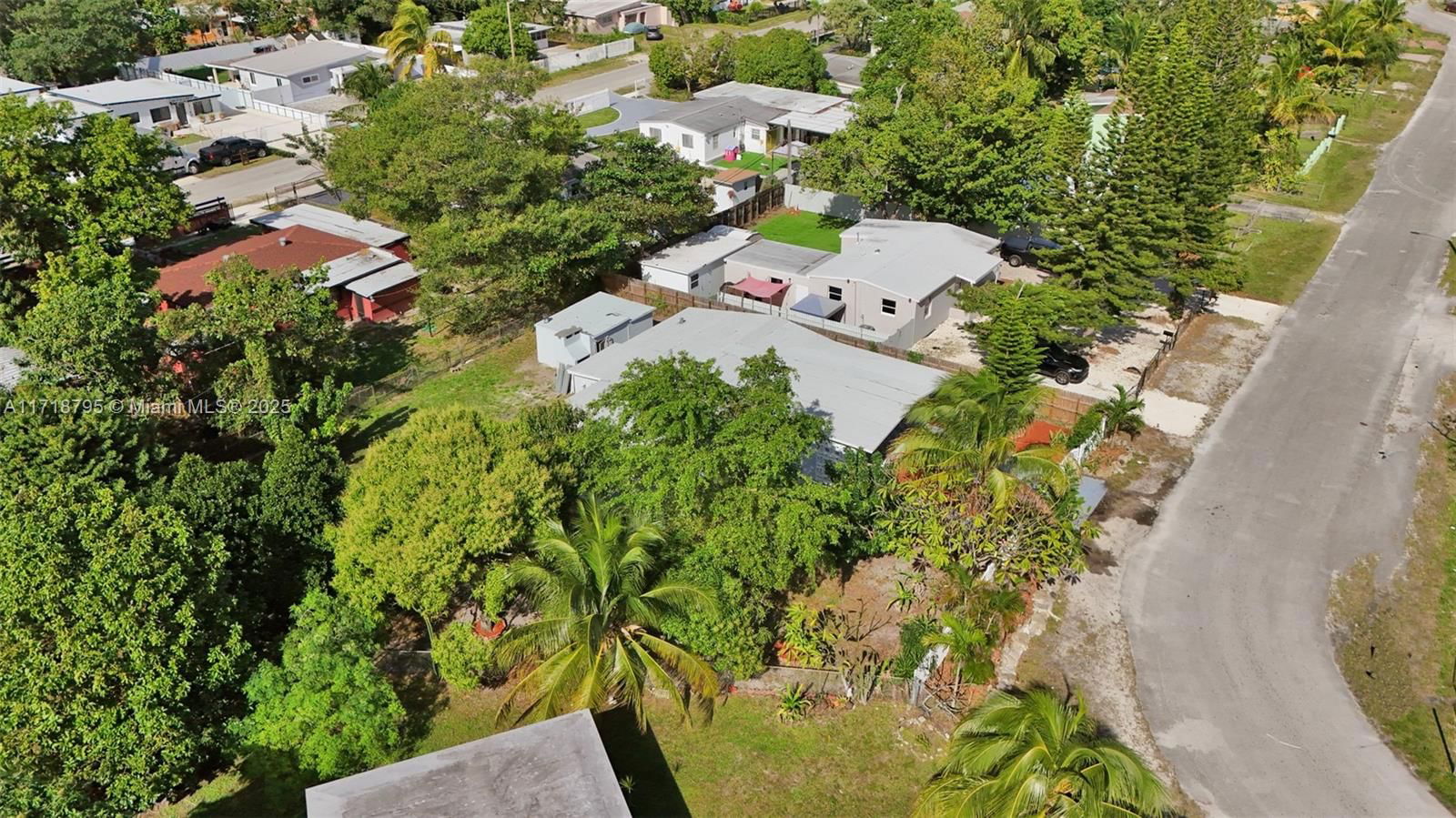 Real estate property located at 12200 18th Pl, Miami-dade, Randall Park, Miami, FL