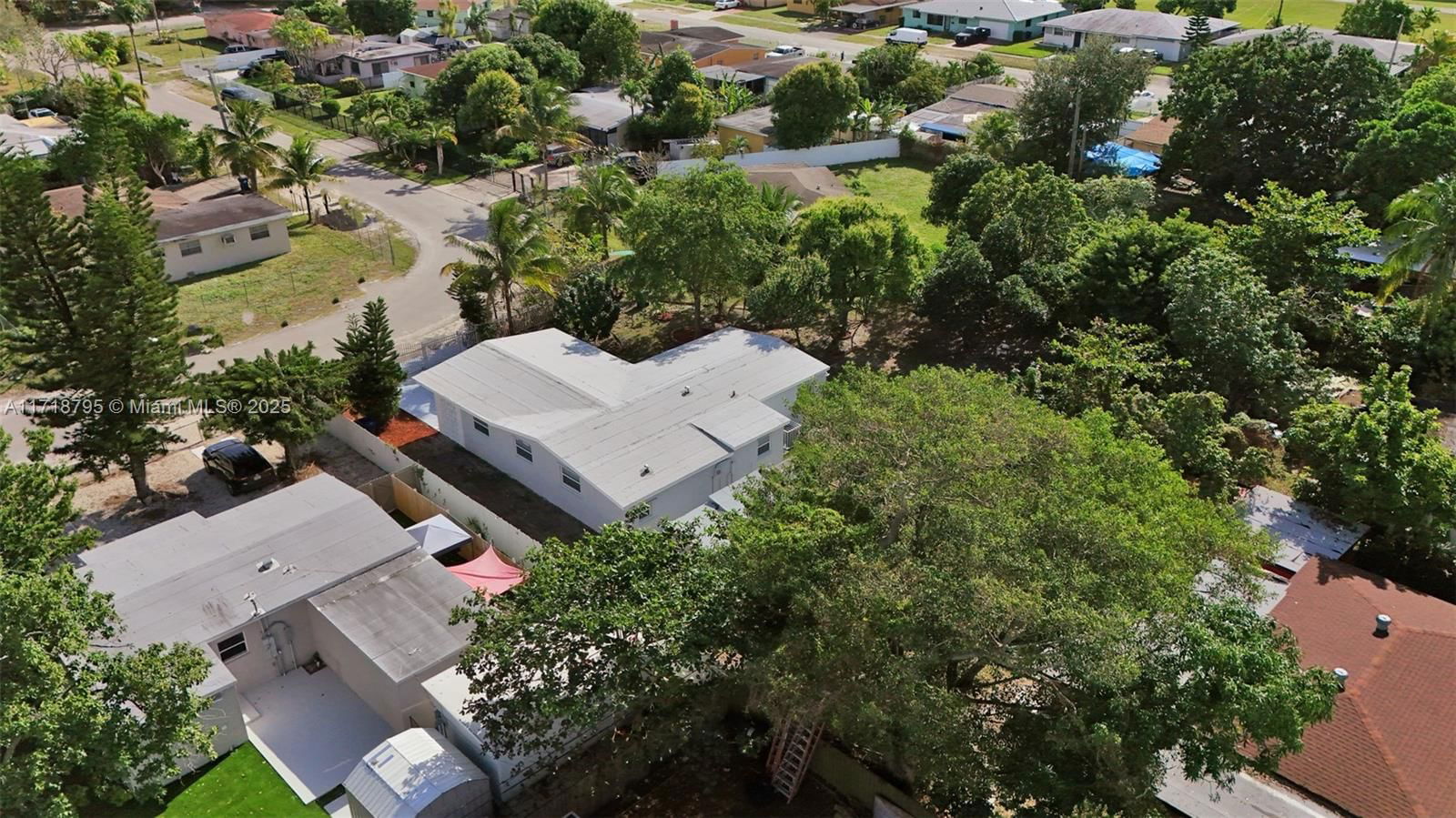 Real estate property located at 12200 18th Pl, Miami-dade, Randall Park, Miami, FL