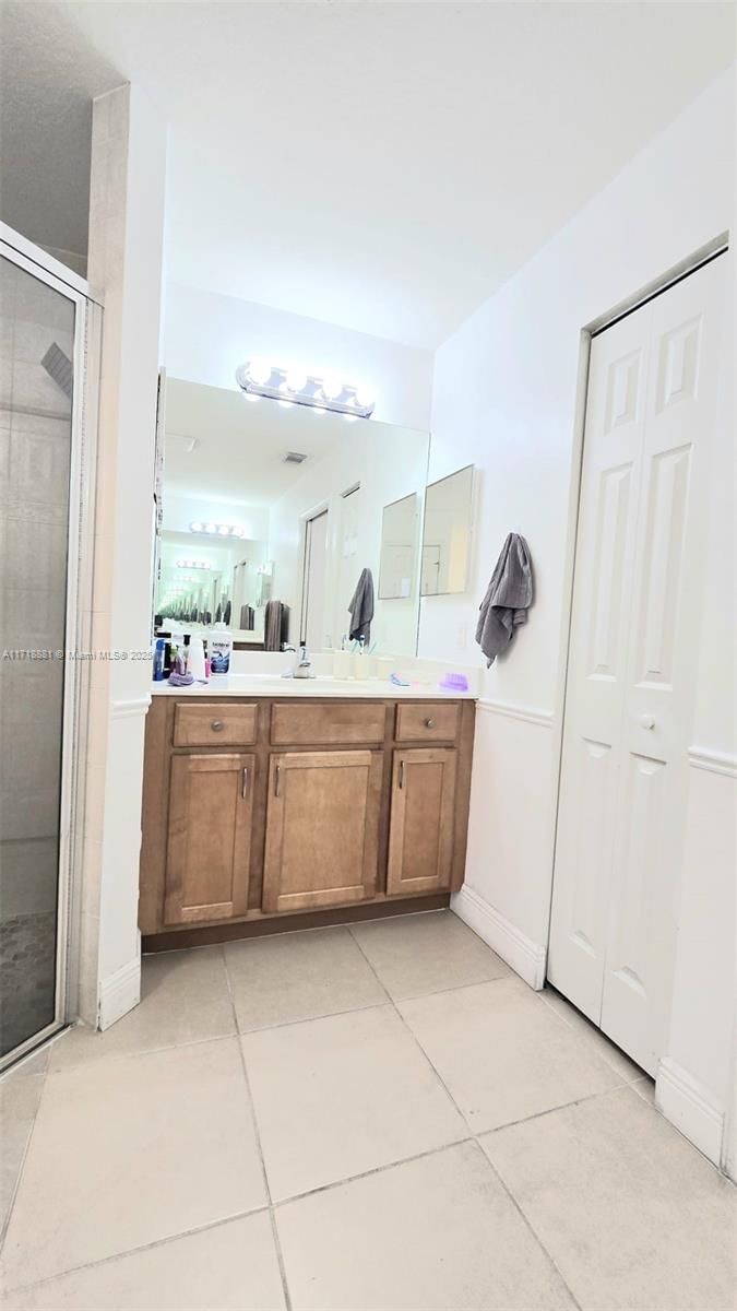 Real estate property located at 423 Byron St, St Lucie, Port St Lucie Section 27, Port St. Lucie, FL