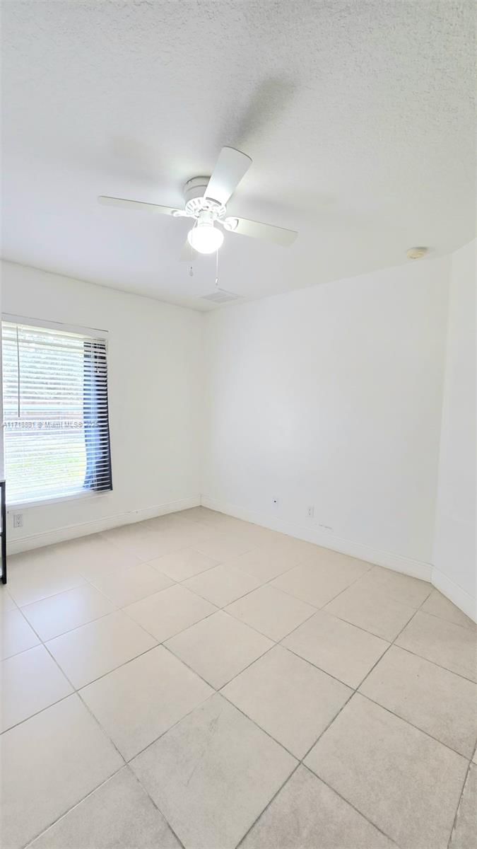 Real estate property located at 423 Byron St, St Lucie, Port St Lucie Section 27, Port St. Lucie, FL