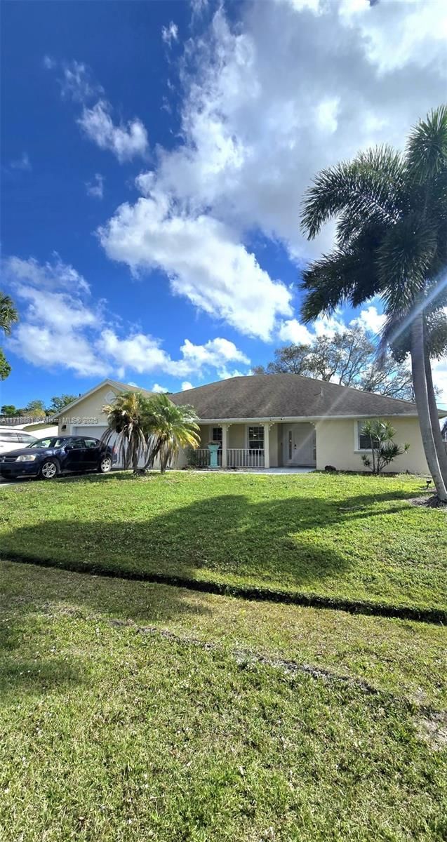 Real estate property located at 423 Byron St, St Lucie, Port St Lucie Section 27, Port St. Lucie, FL