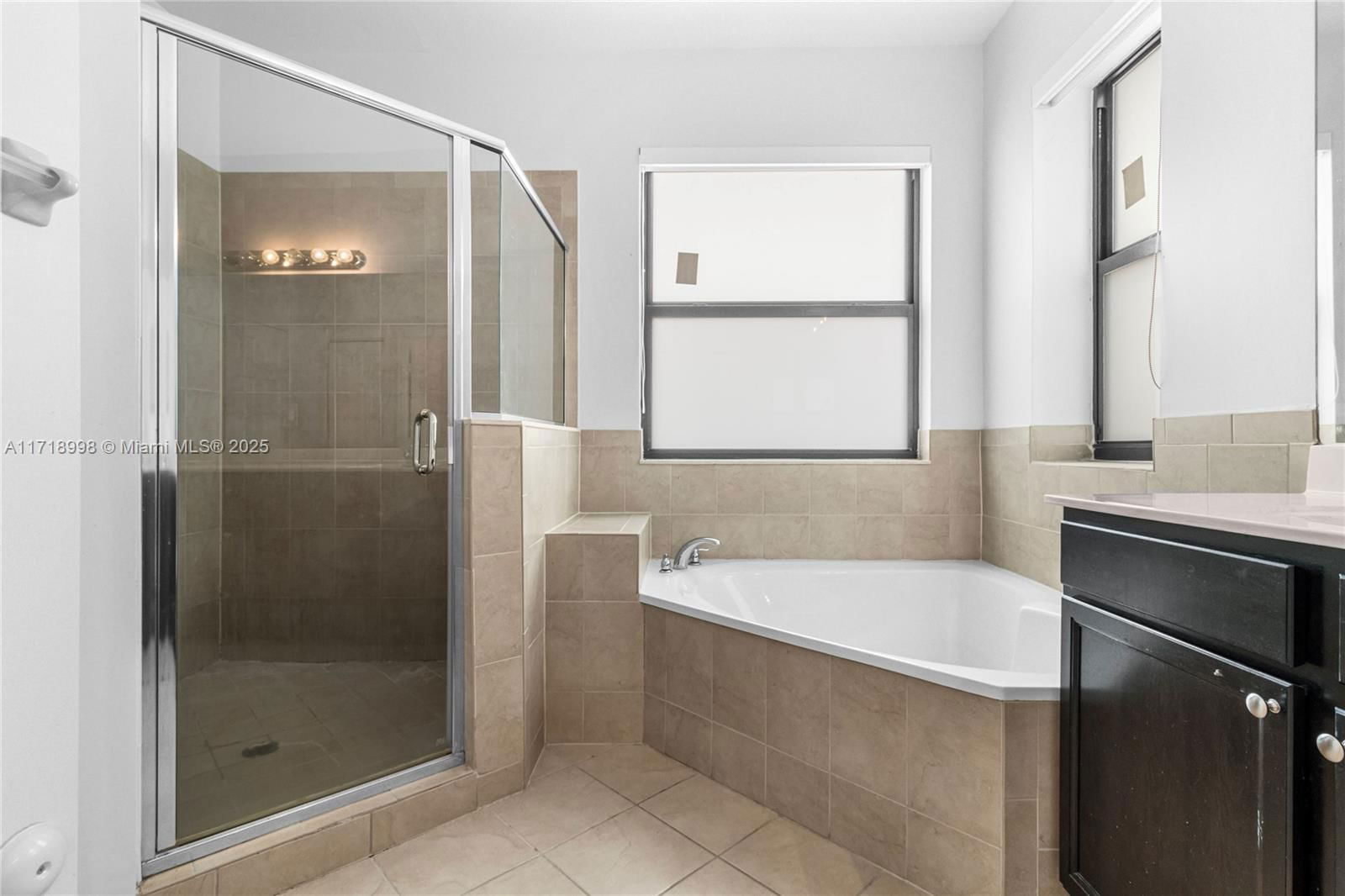 Real estate property located at 8501 33rd Ave, Miami-dade, Bellagio, Hialeah, FL