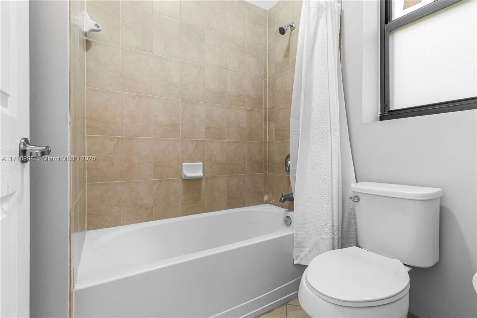 Real estate property located at 8501 33rd Ave, Miami-dade, Bellagio, Hialeah, FL