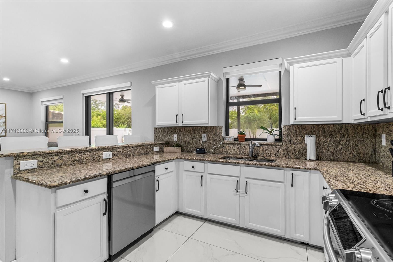 Real estate property located at 8501 33rd Ave, Miami-dade, Bellagio, Hialeah, FL