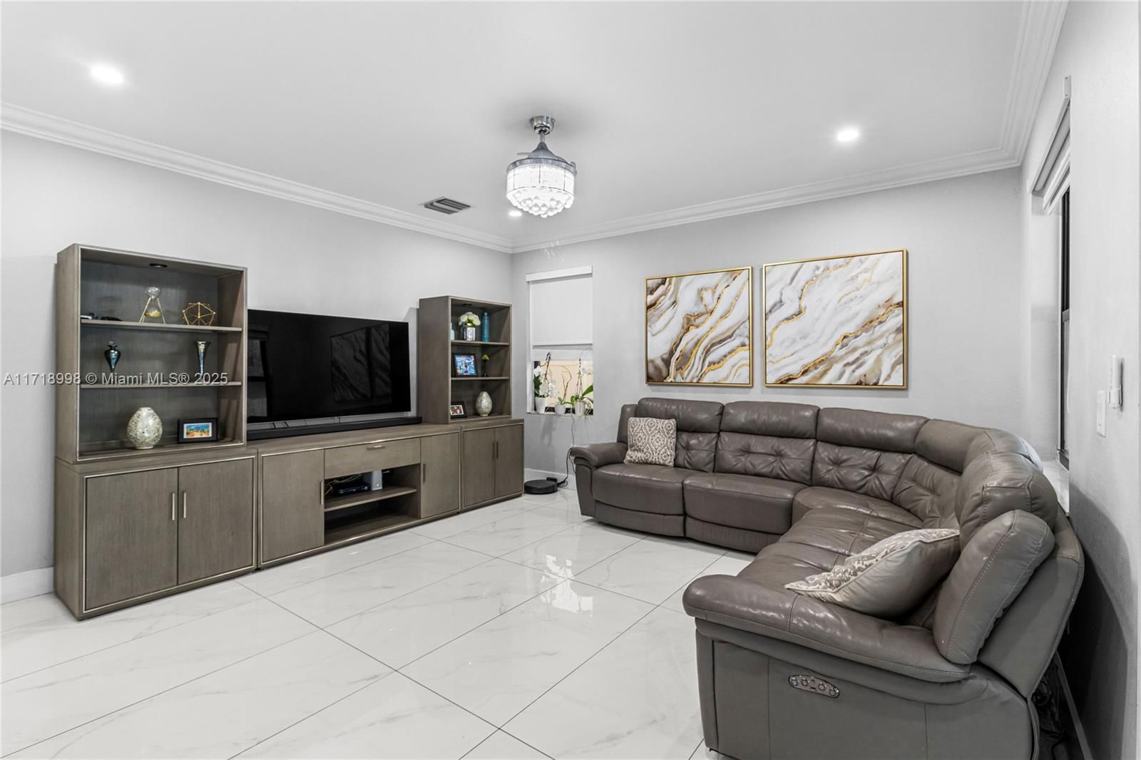 Real estate property located at 8501 33rd Ave, Miami-dade, Bellagio, Hialeah, FL