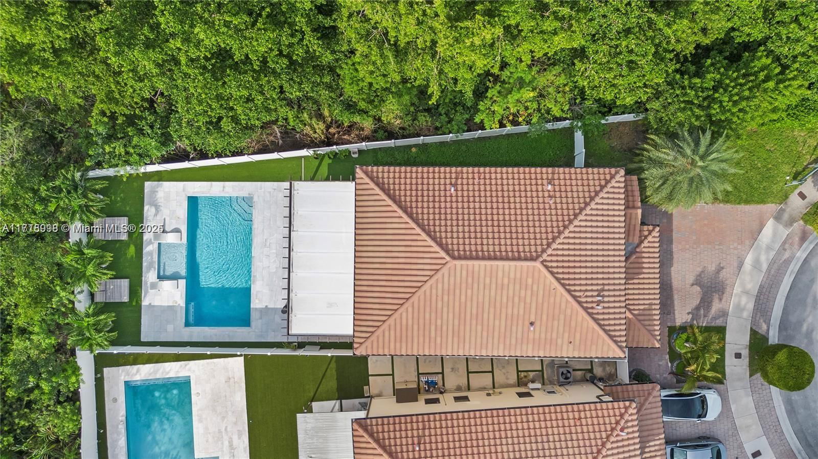 Real estate property located at 8501 33rd Ave, Miami-dade, Bellagio, Hialeah, FL