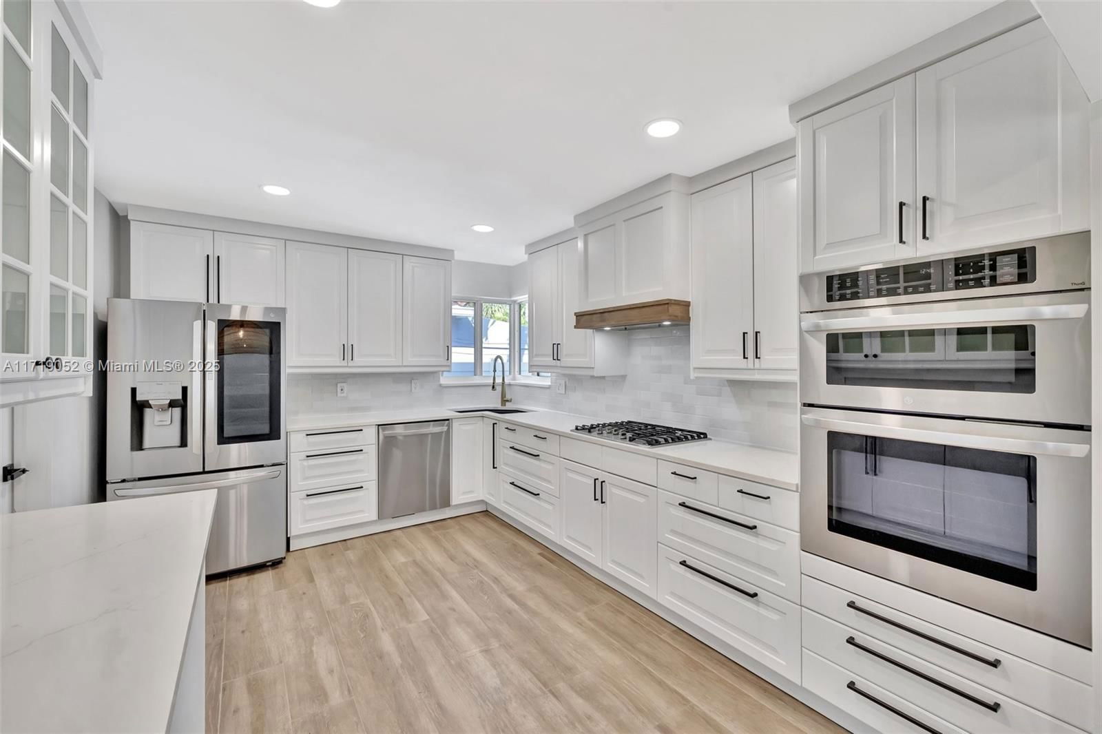 Real estate property located at 919 13th Ave, Broward, Sunny Acres, Hollywood, FL