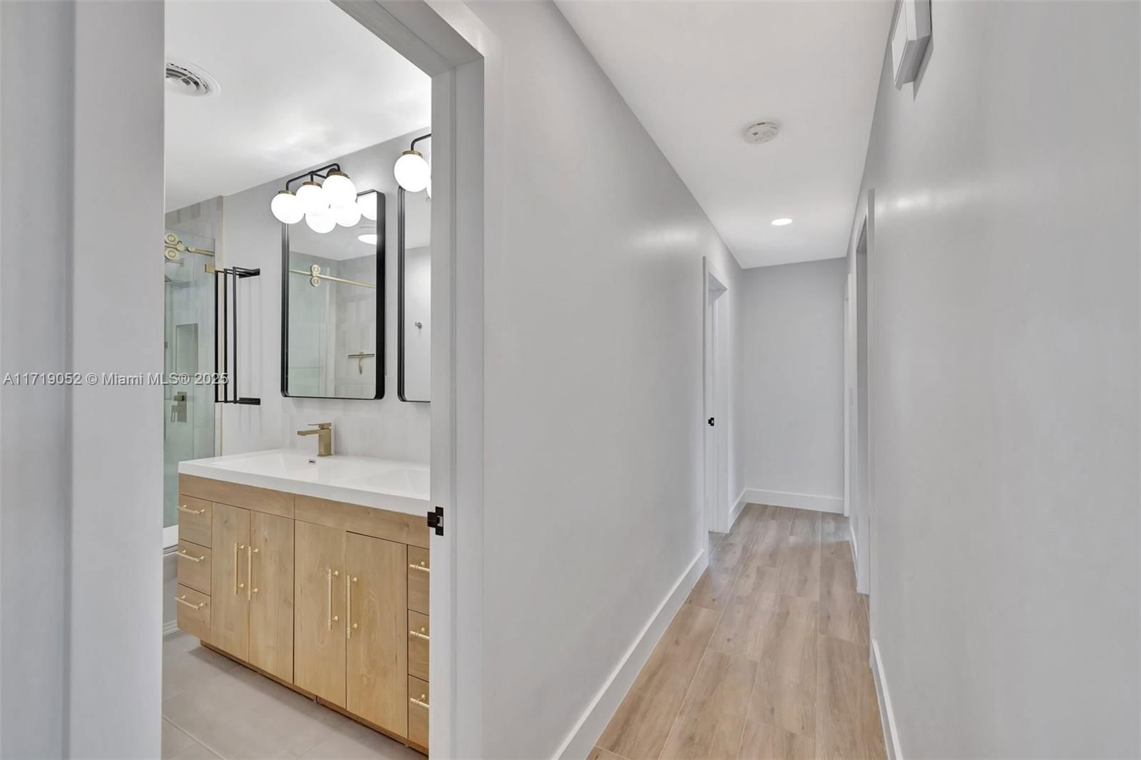 Real estate property located at 919 13th Ave, Broward, Sunny Acres, Hollywood, FL