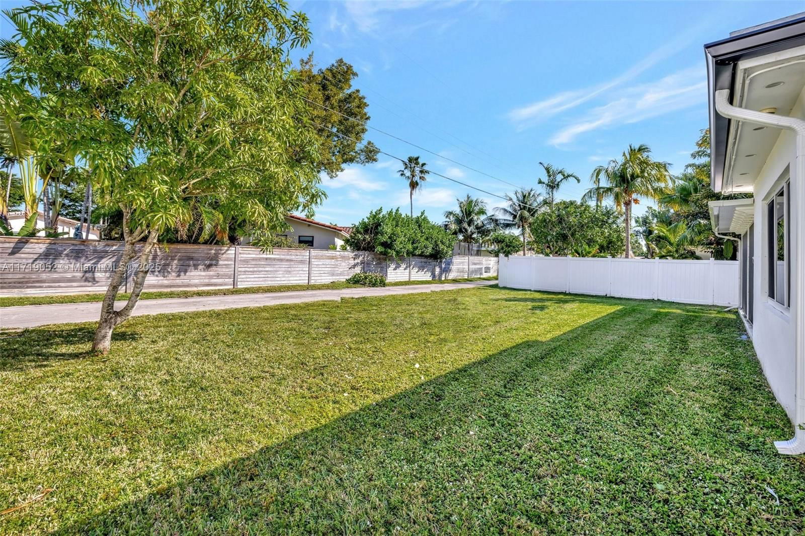 Real estate property located at 919 13th Ave, Broward, Sunny Acres, Hollywood, FL