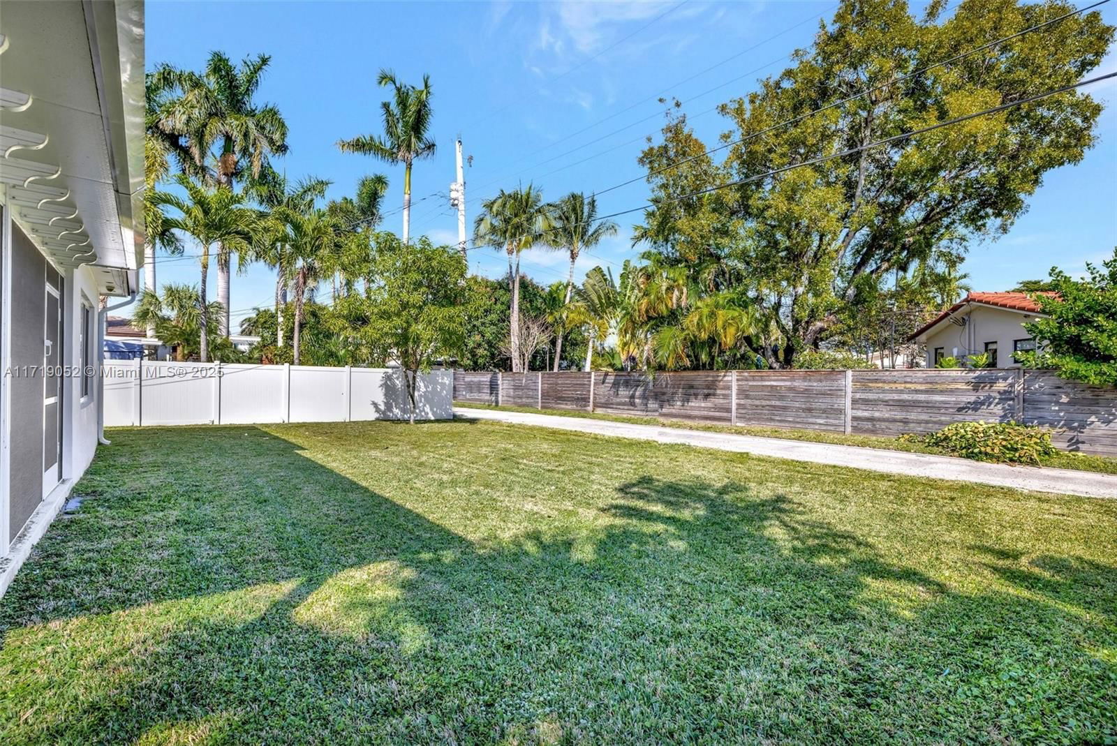 Real estate property located at 919 13th Ave, Broward, Sunny Acres, Hollywood, FL