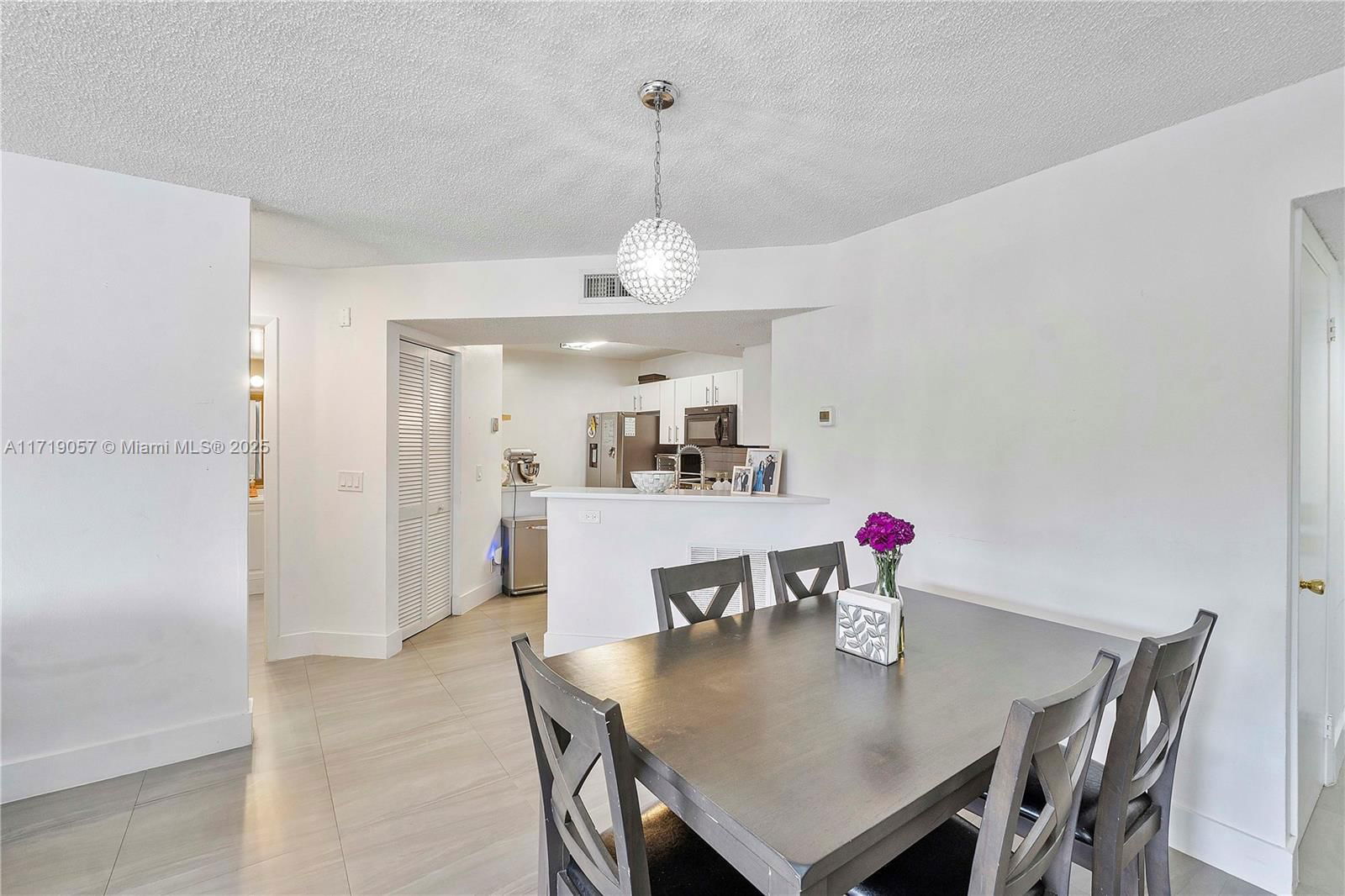 Real estate property located at 8871 Wiles Rd #204, Broward, Edgewater Condo, Coral Springs, FL