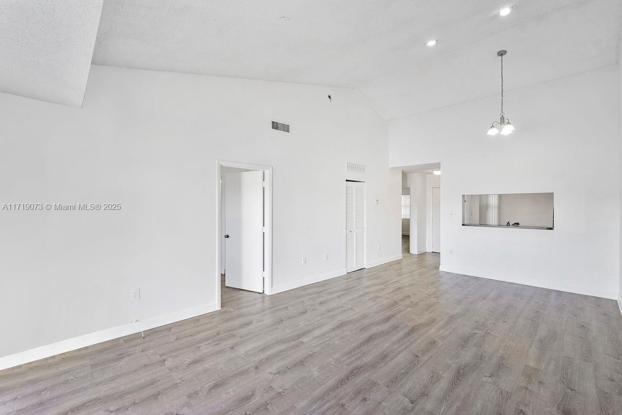 Real estate property located at 735 113th Way #735, Broward, Fairway Greens Condo Home, Pembroke Pines, FL