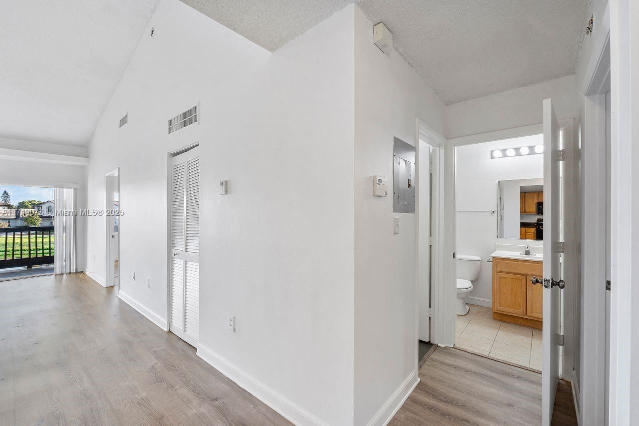 Real estate property located at 735 113th Way #735, Broward, Fairway Greens Condo Home, Pembroke Pines, FL