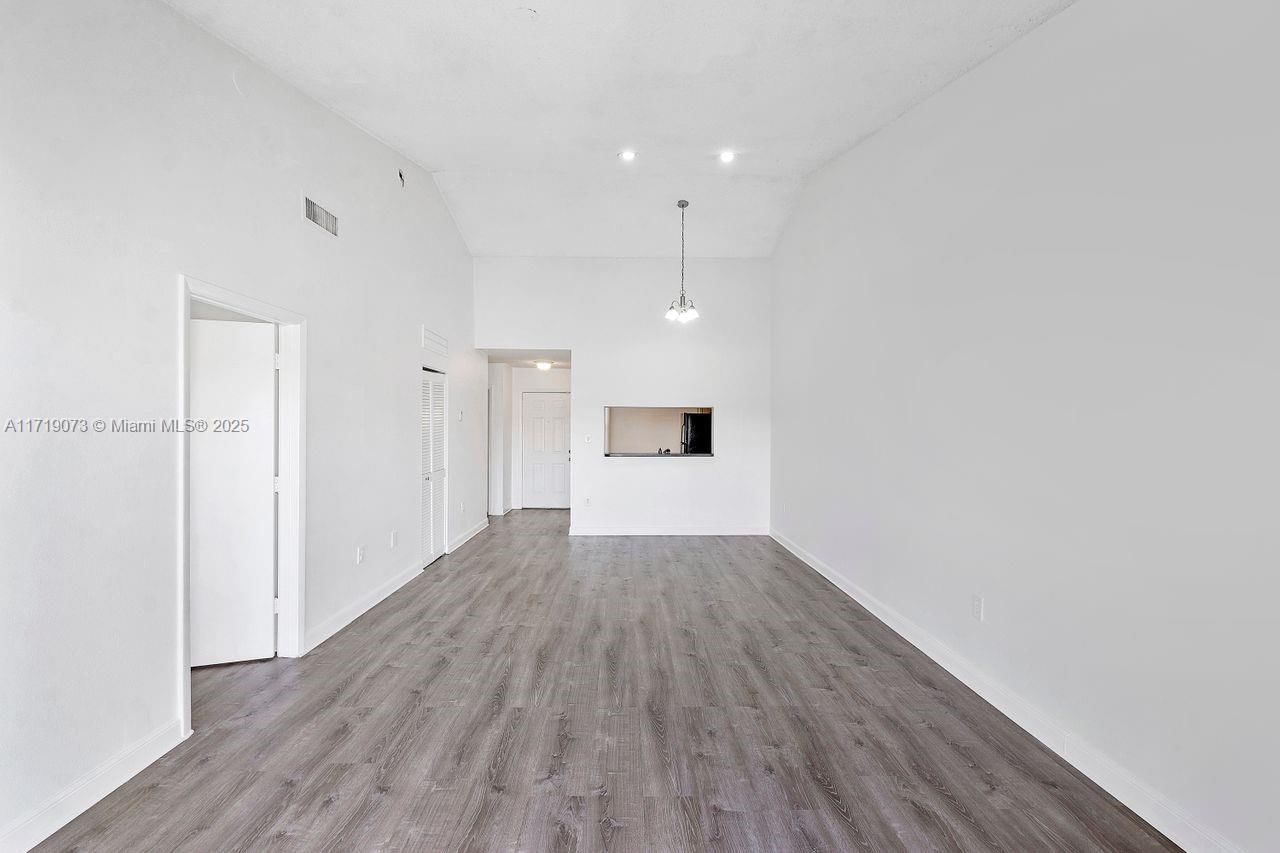 Real estate property located at 735 113th Way #735, Broward, Fairway Greens Condo Home, Pembroke Pines, FL
