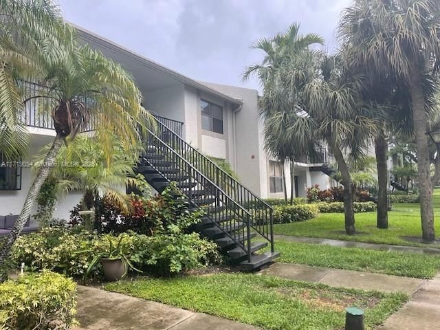 Real estate property located at 1226 Military Trail #2224, Broward, Villas At Meadow Lakes Co, Deerfield Beach, FL