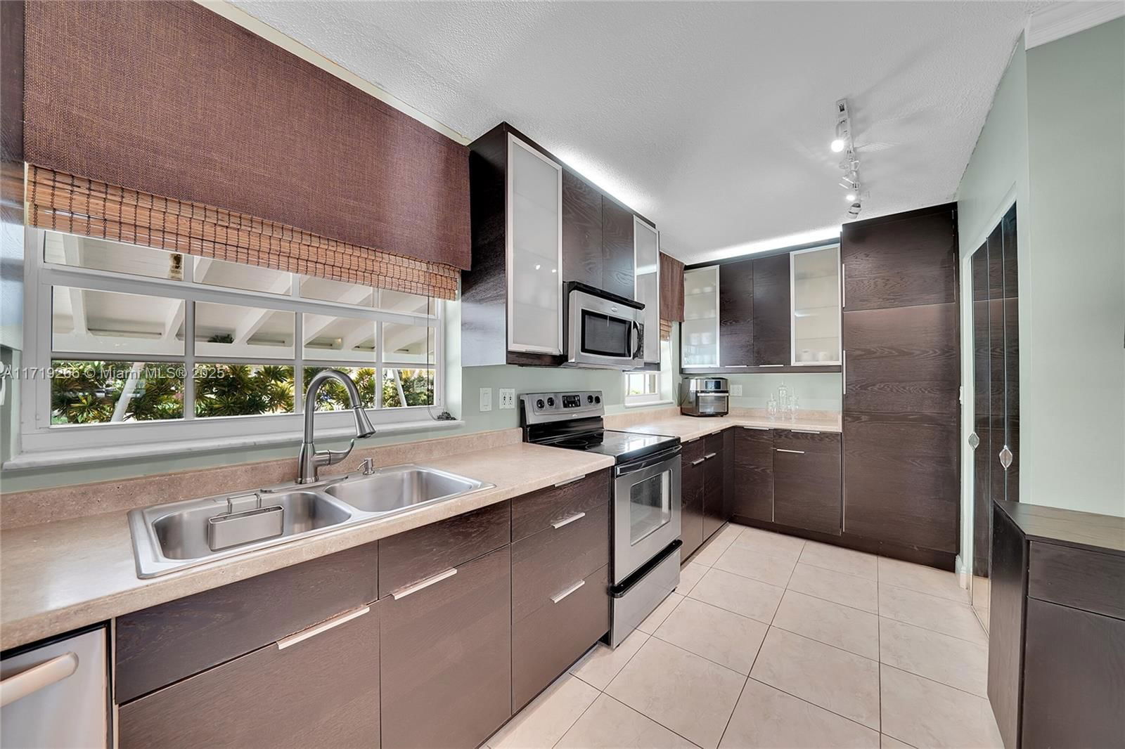 Real estate property located at 17805 9th Pl, Miami-dade, Windward Heights No 5, North Miami Beach, FL