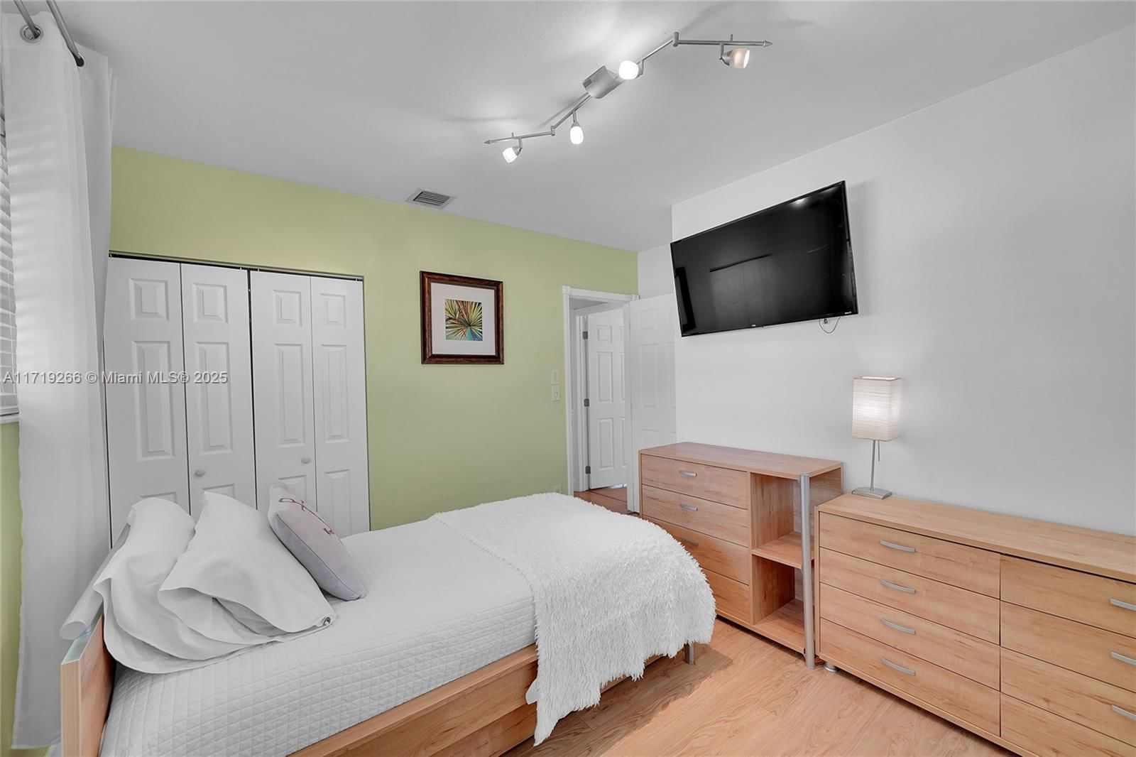 Real estate property located at 17805 9th Pl, Miami-dade, Windward Heights No 5, North Miami Beach, FL