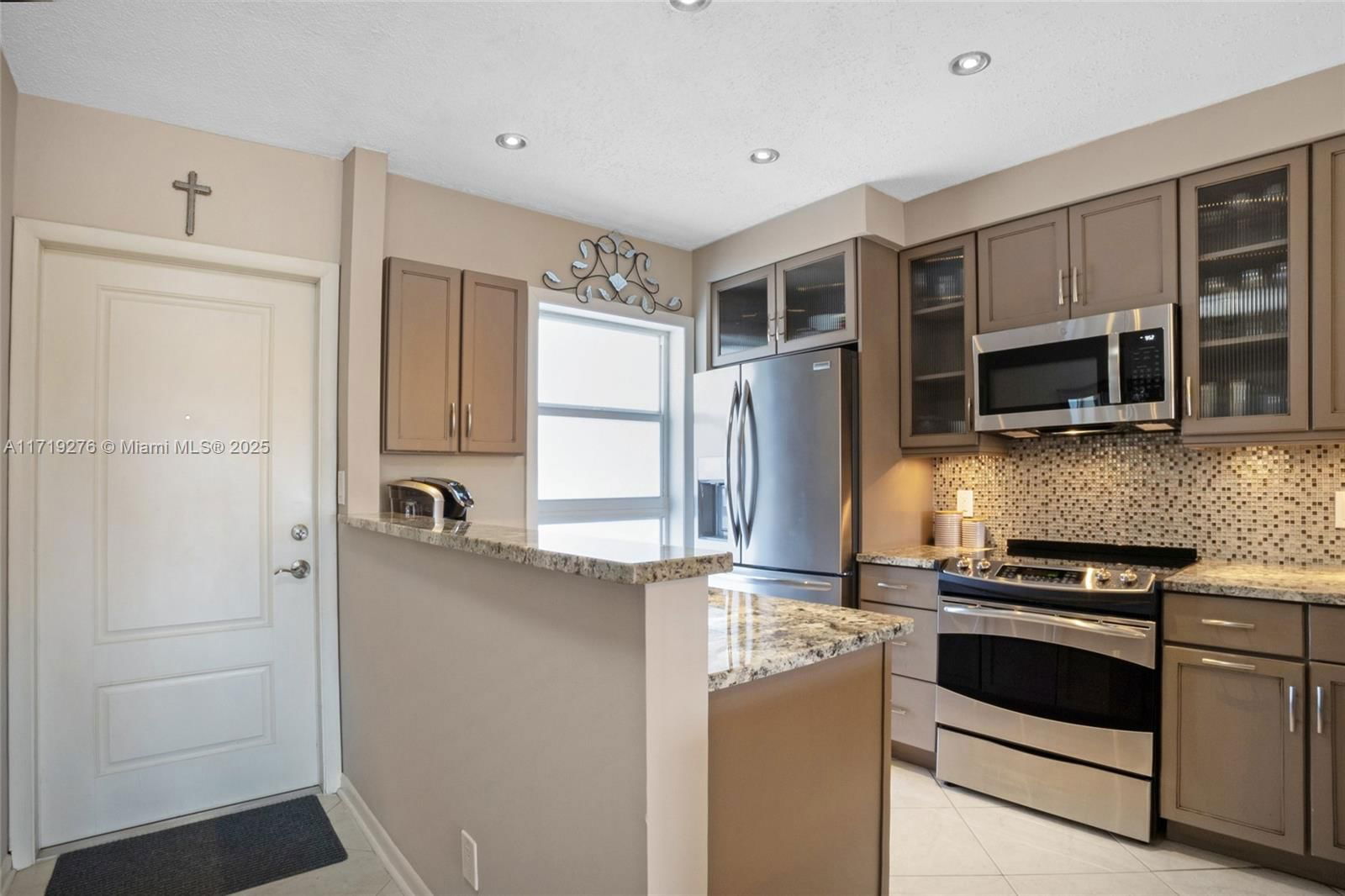 Real estate property located at 1200 12th St #311, Broward, Rio Nuevo D Condo, Fort Lauderdale, FL