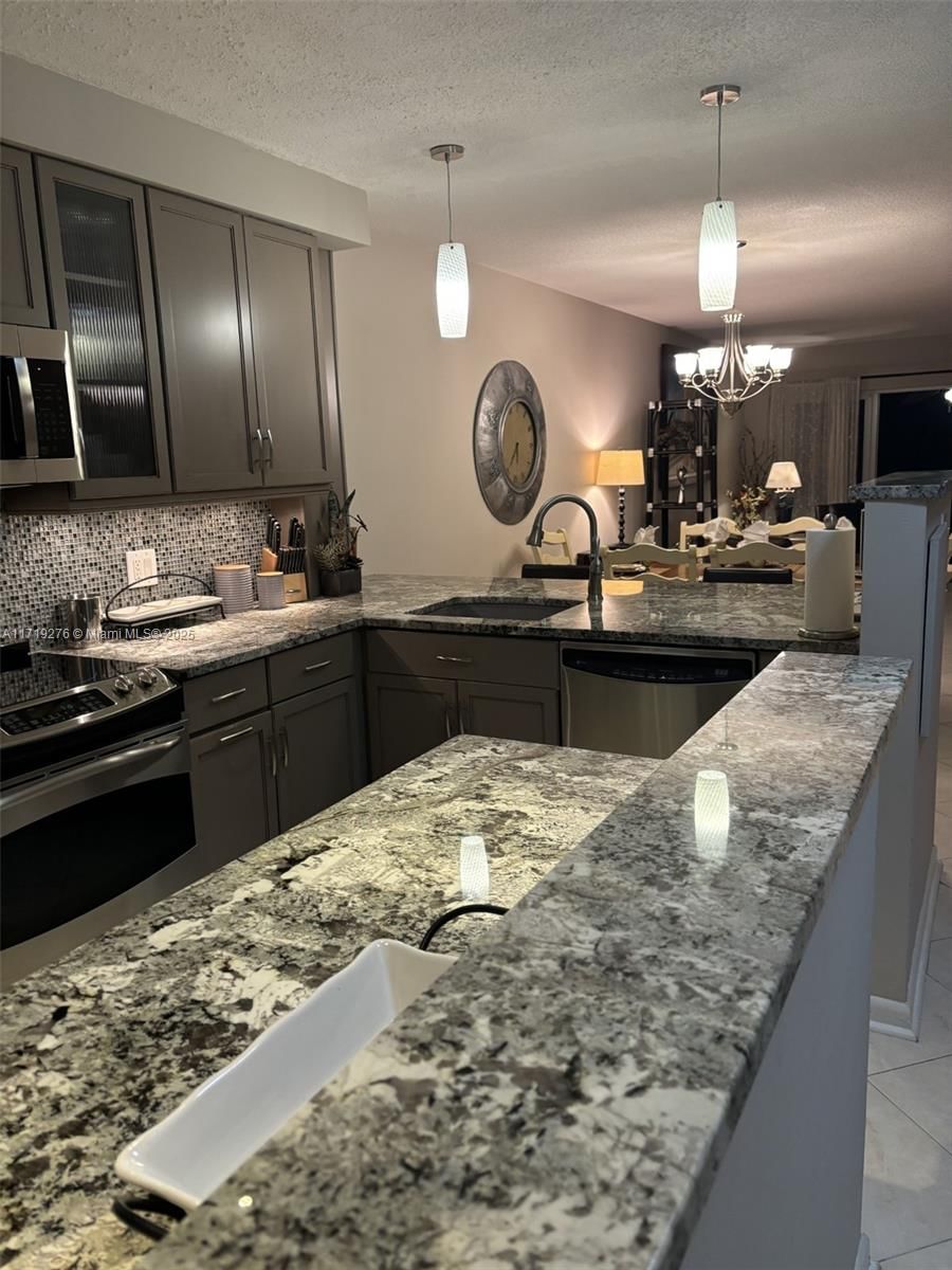 Real estate property located at 1200 12th St #311, Broward, Rio Nuevo D Condo, Fort Lauderdale, FL