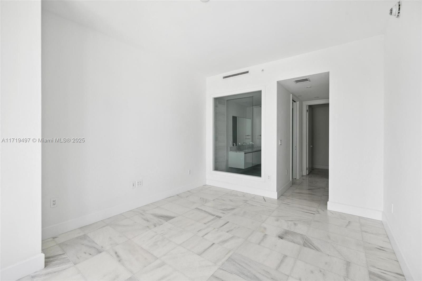 Real estate property located at 700 26th Terr #2006, Miami-dade, 700 Edgewater Condo, Miami, FL