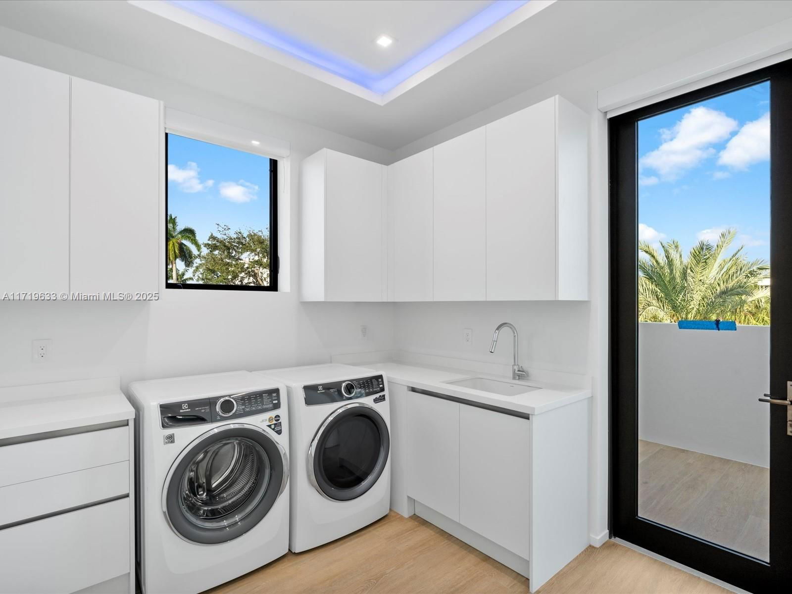 Real estate property located at 401 Bontona Ave, Broward, Venice Resub Of Blks 5 &, Fort Lauderdale, FL