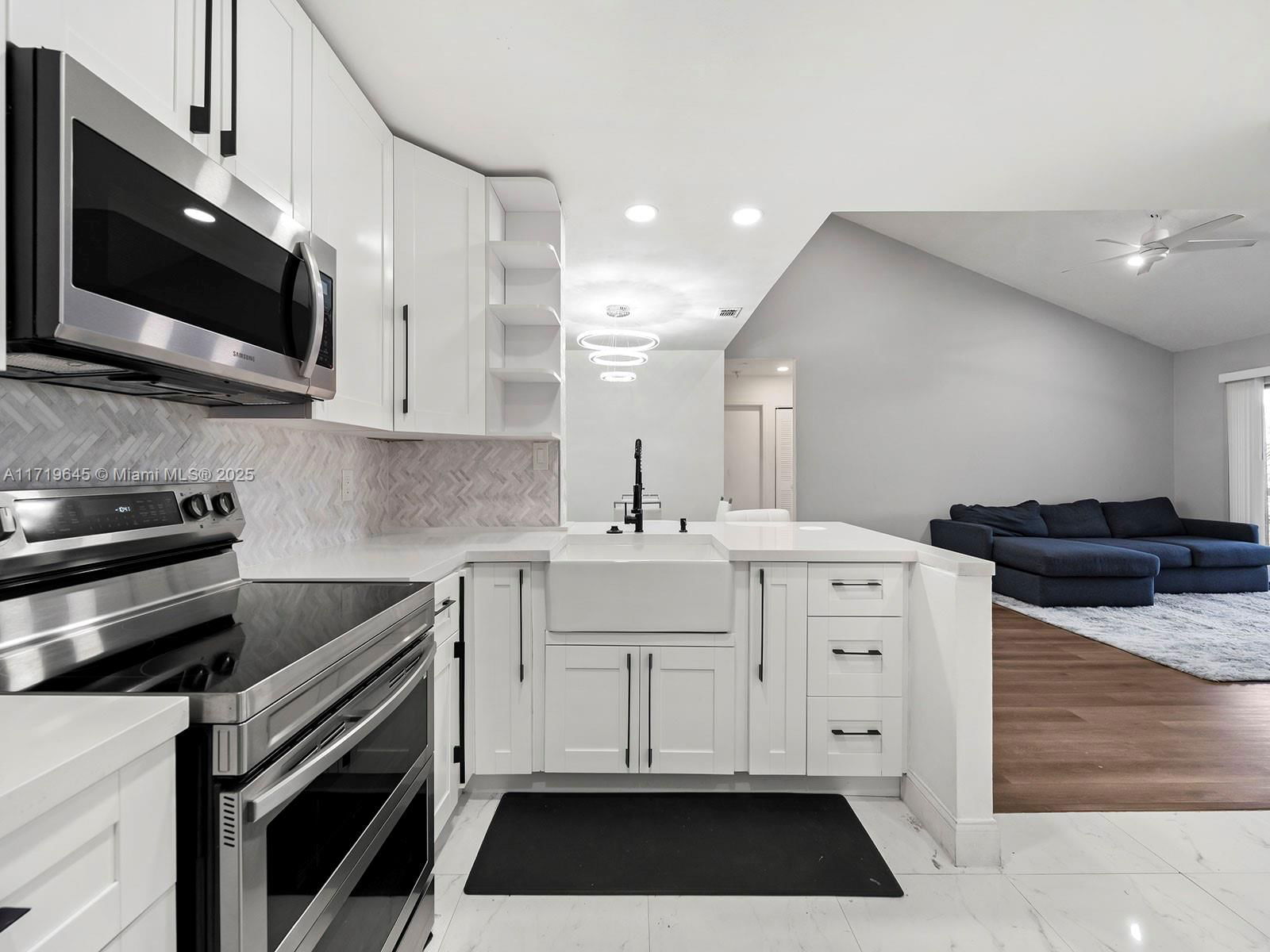 Real estate property located at 11241 Atlantic Blvd #306, Broward, Atlantic Springs Condo, Coral Springs, FL