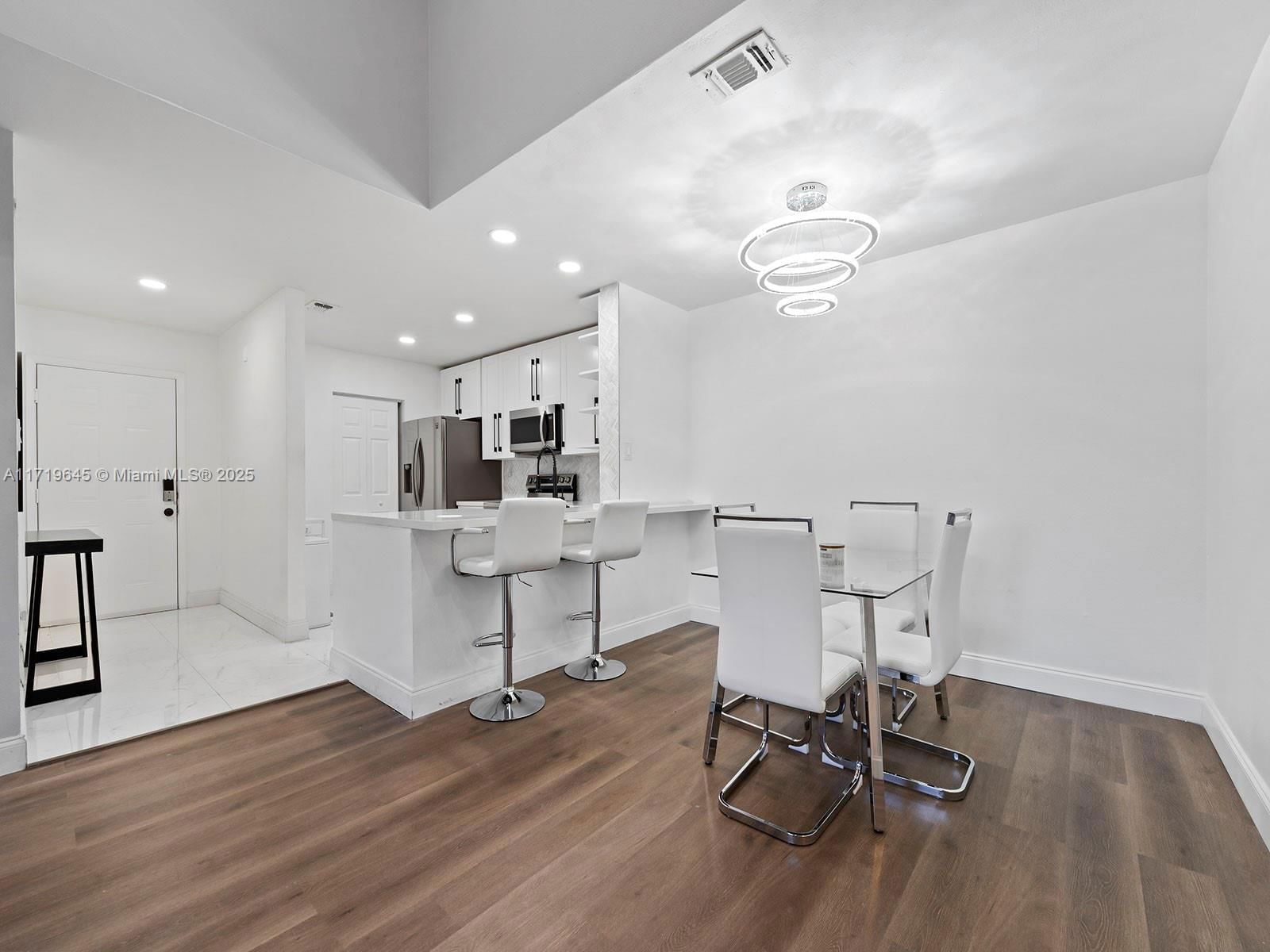 Real estate property located at 11241 Atlantic Blvd #306, Broward, Atlantic Springs Condo, Coral Springs, FL