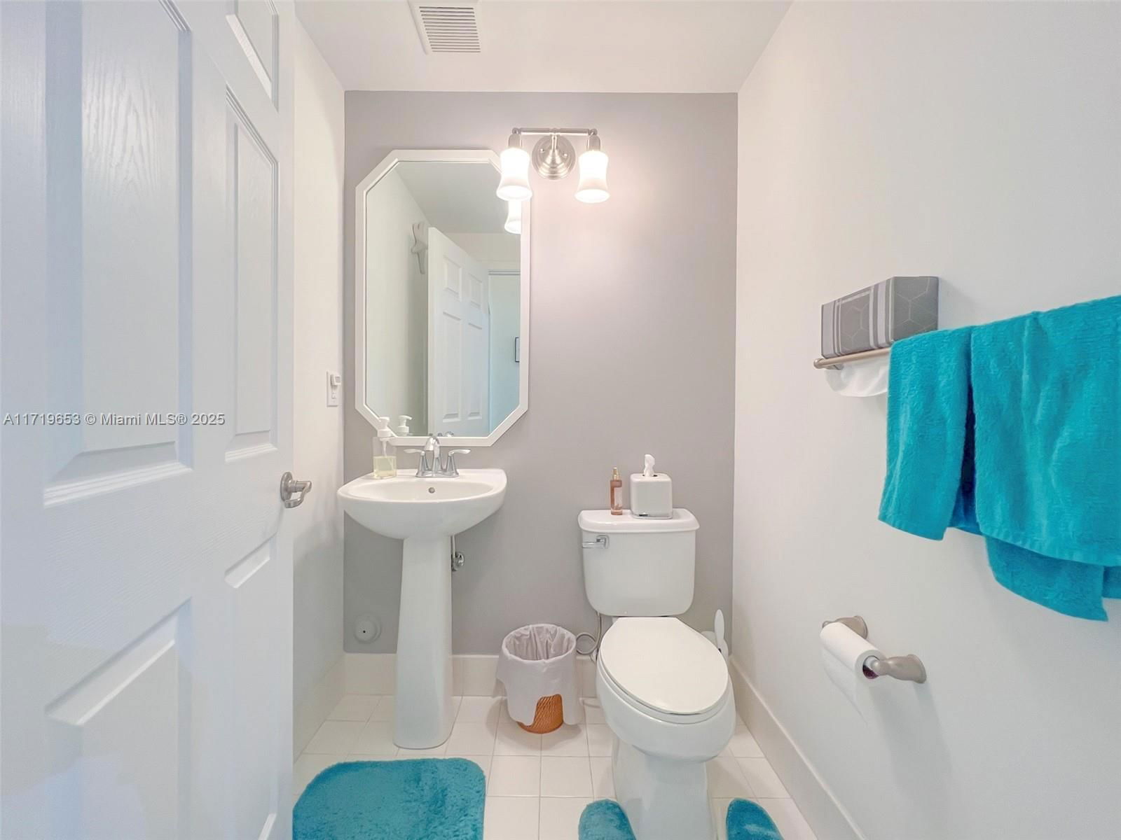Real estate property located at 2624 122nd Ter #1404, Broward, Martinique No 1 Condo, Miramar, FL