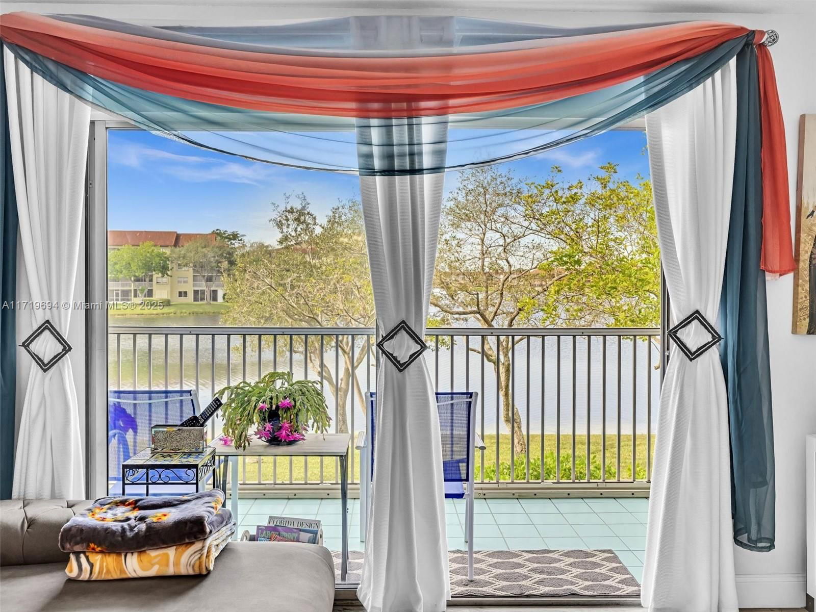 Real estate property located at 12950 13th St #205D, Broward, Hawthorne At Century Vill, Pembroke Pines, FL