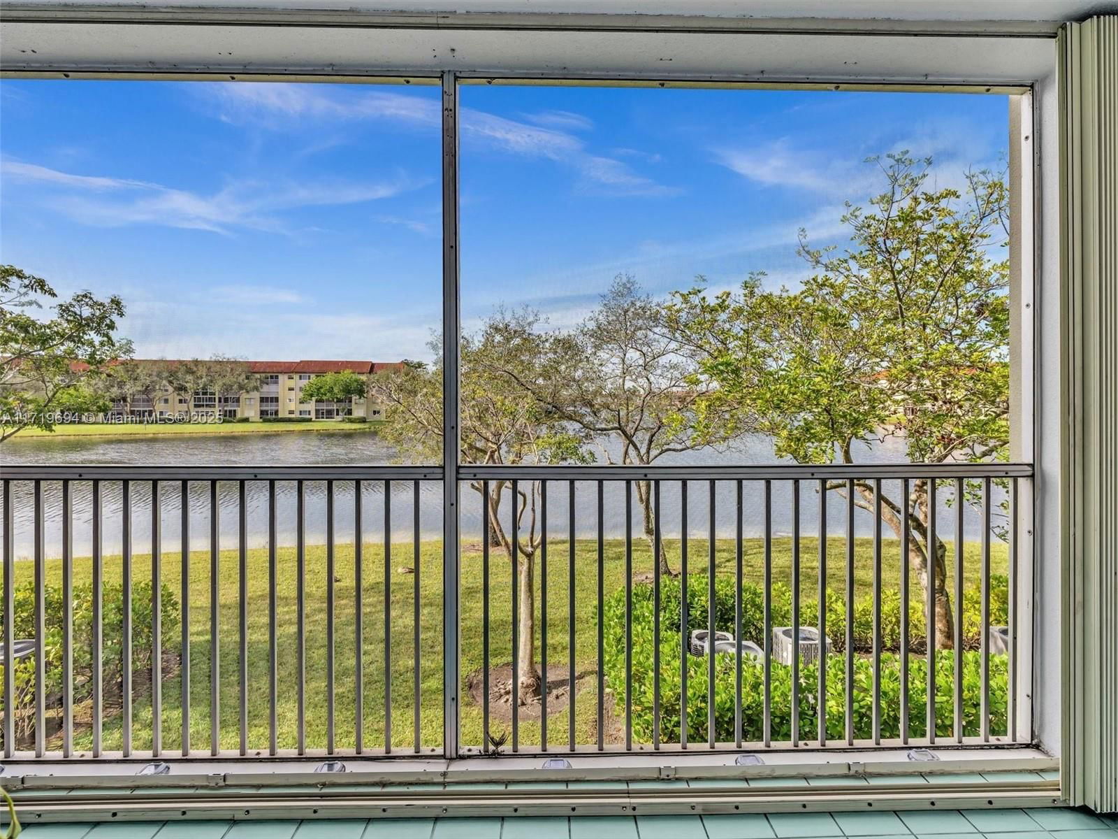 Real estate property located at 12950 13th St #205D, Broward, Hawthorne At Century Vill, Pembroke Pines, FL