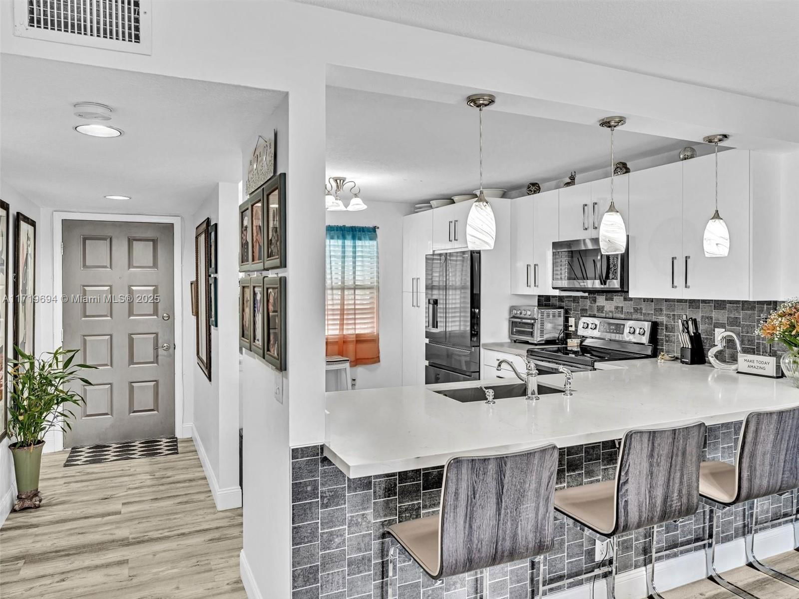 Real estate property located at 12950 13th St #205D, Broward, Hawthorne At Century Vill, Pembroke Pines, FL