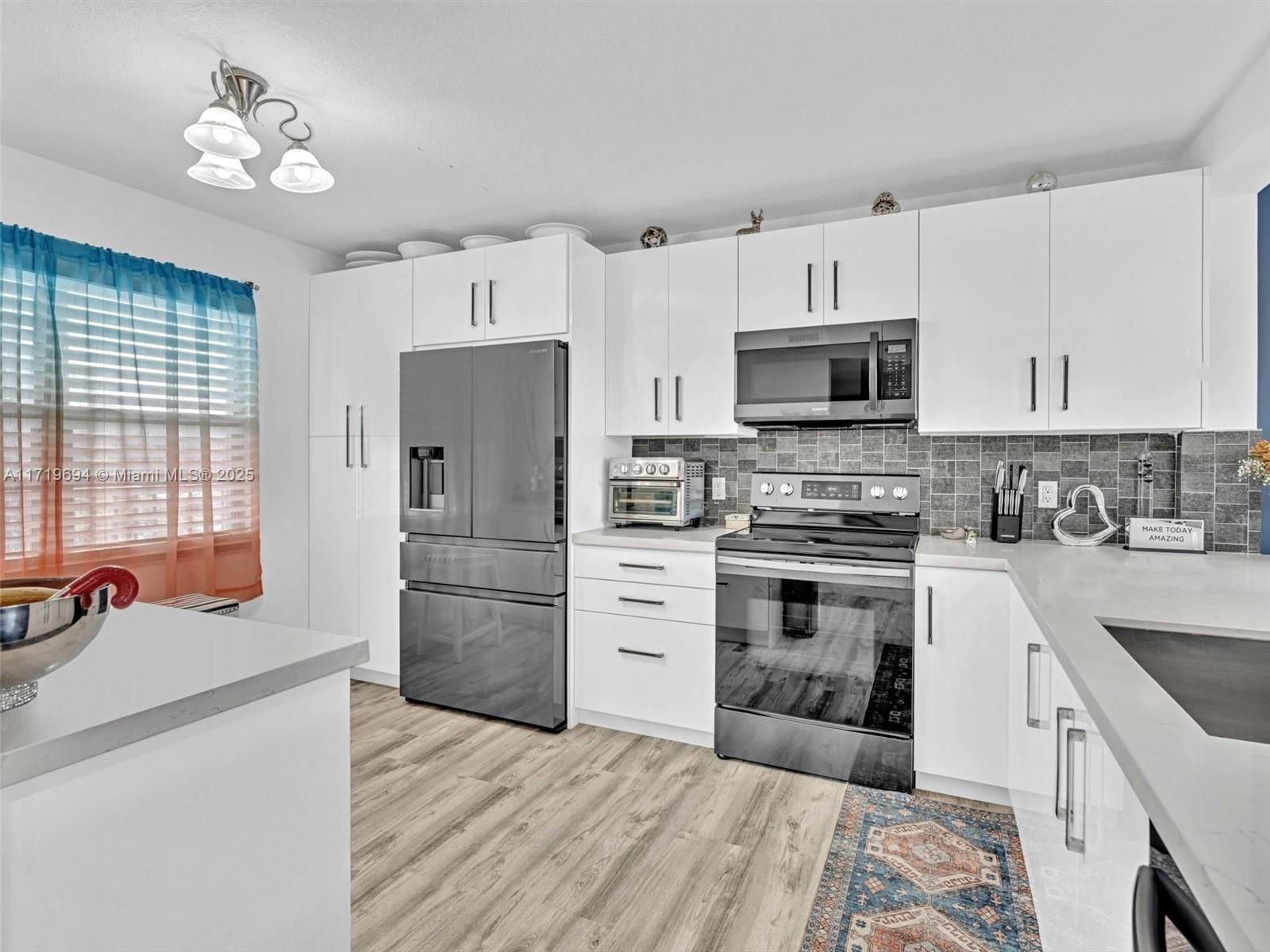 Real estate property located at 12950 13th St #205D, Broward, Hawthorne At Century Vill, Pembroke Pines, FL