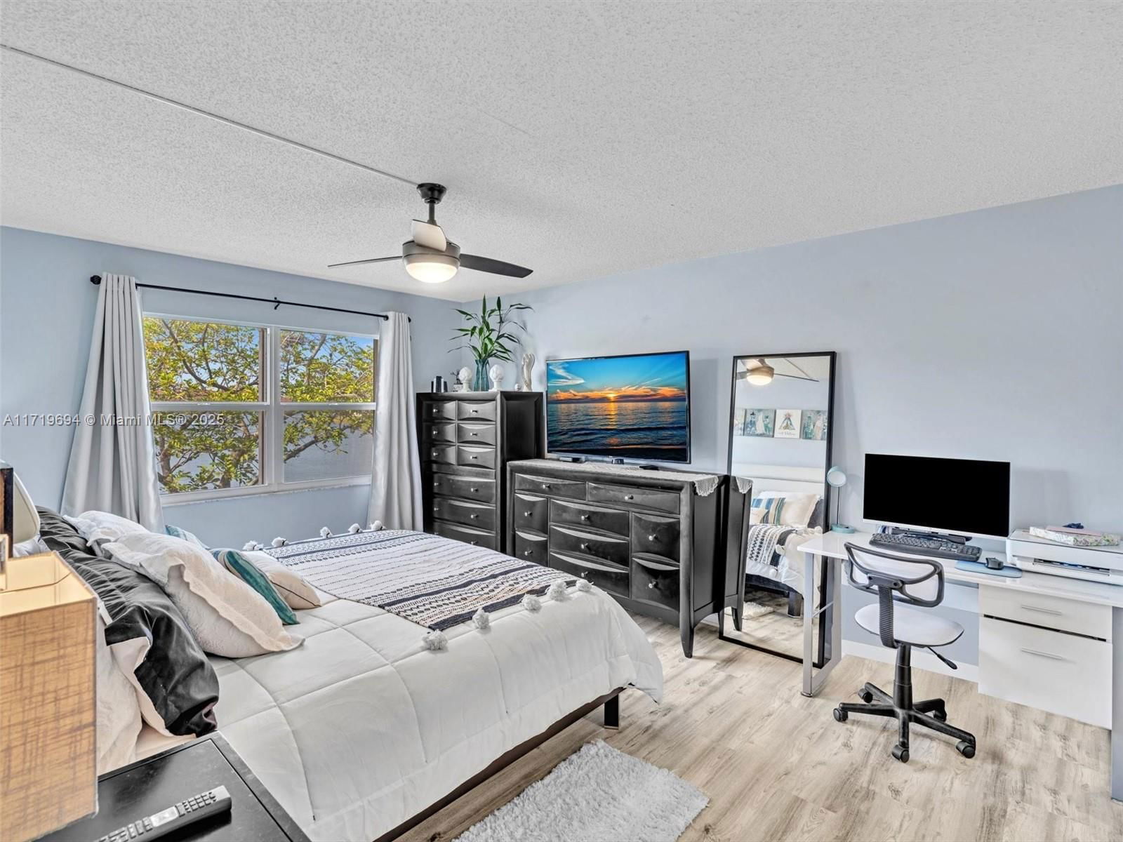 Real estate property located at 12950 13th St #205D, Broward, Hawthorne At Century Vill, Pembroke Pines, FL