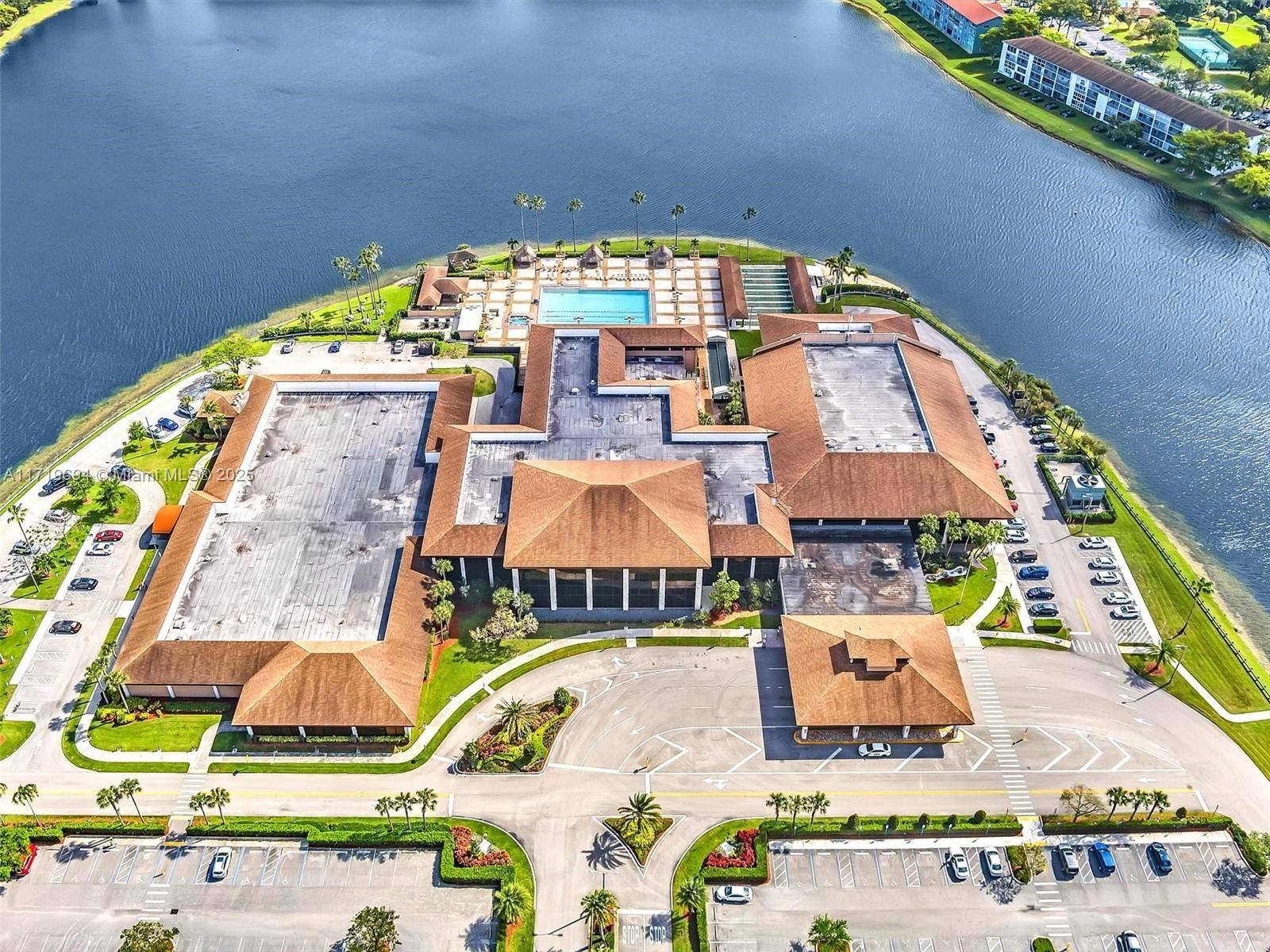 Real estate property located at 12950 13th St #205D, Broward, Hawthorne At Century Vill, Pembroke Pines, FL