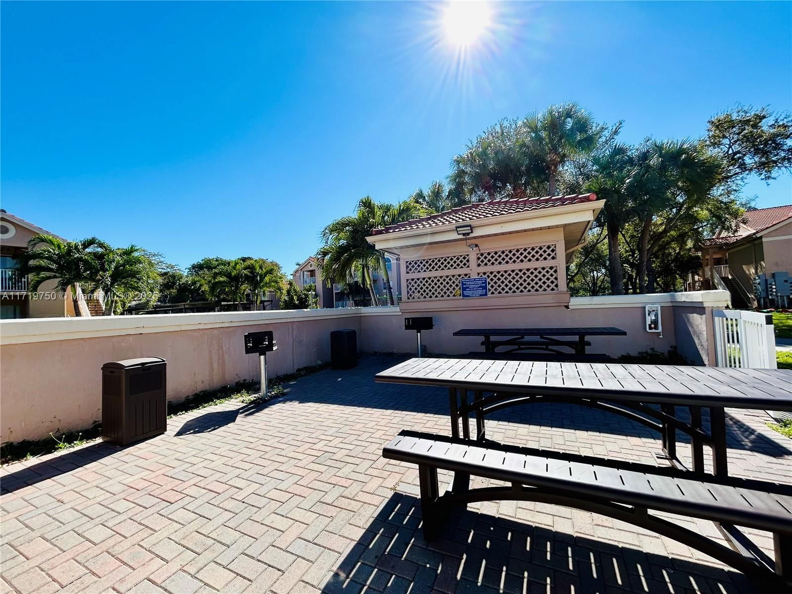Real estate property located at 10630 157th Ct #304, Miami-dade, Royal Palm Place, Miami, FL