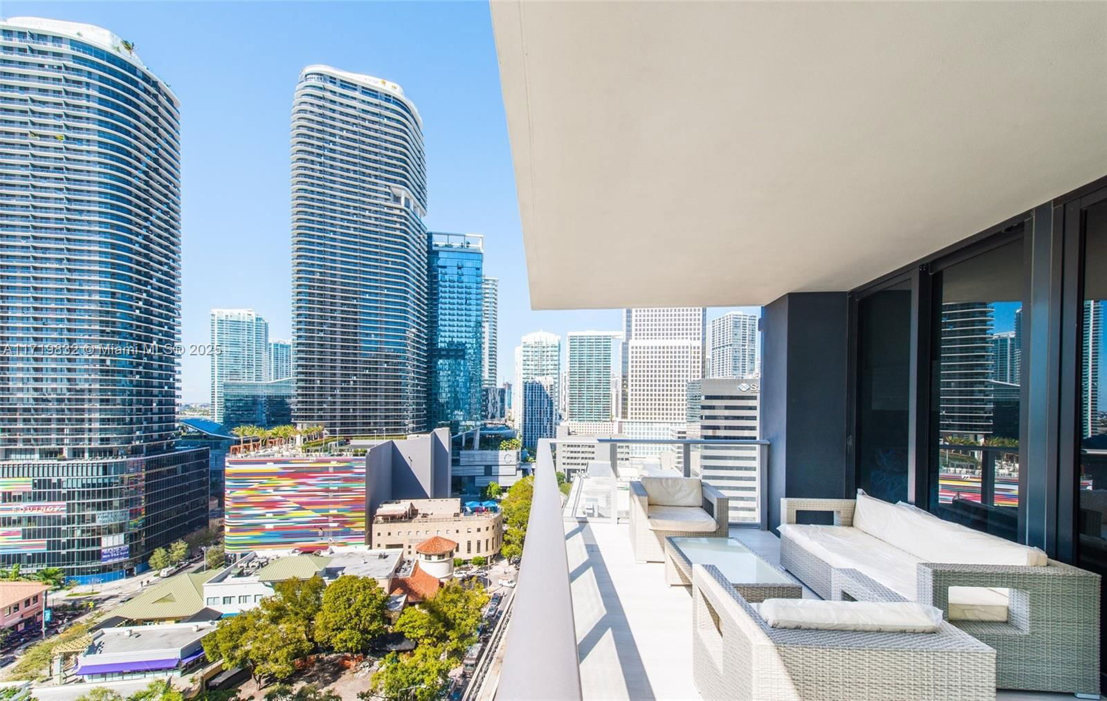 Real estate property located at 1010 Brickell Ave #2911, Miami-dade, 1010 Brickell Condo, Miami, FL