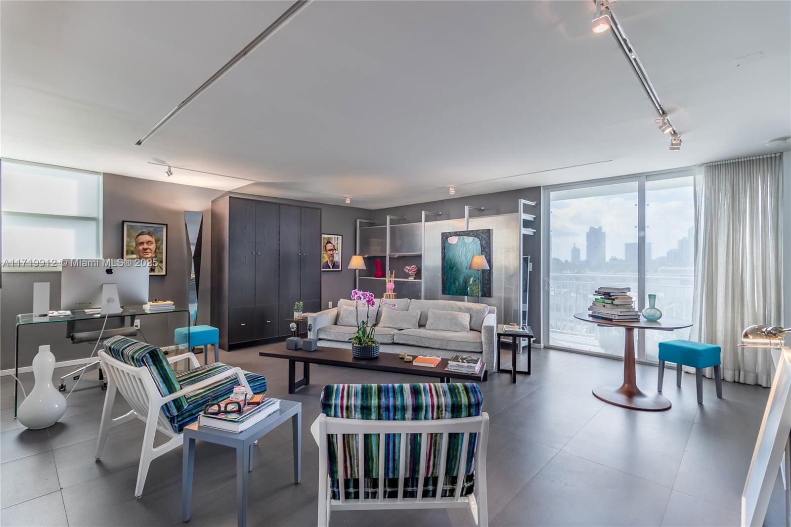 Real estate property located at 1045 10th St #701, Miami-dade, The Park Gardens Condo, Miami Beach, FL