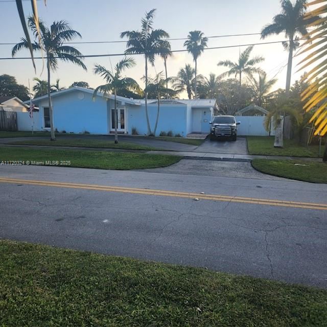 Real estate property located at 9920 194th St, Miami-Dade, BEL AIRE SEC 3, Cutler Bay, FL