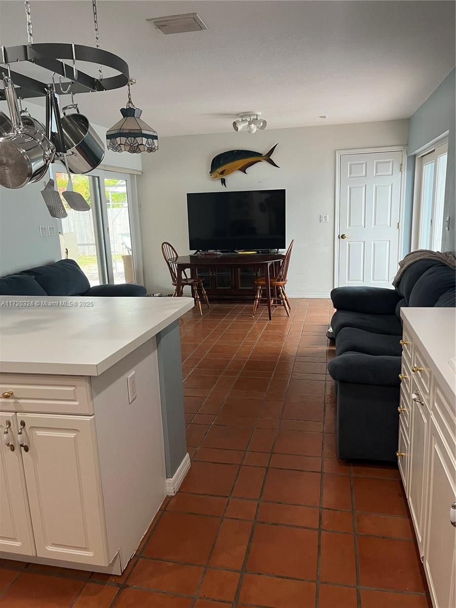 Real estate property located at 9920 194th St, Miami-dade, Bel Aire Sec 3, Cutler Bay, FL