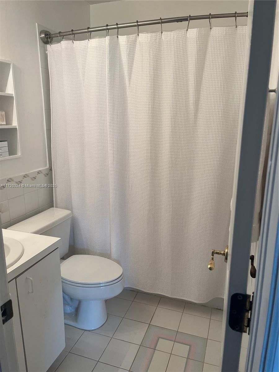 Real estate property located at 9920 194th St, Miami-dade, Bel Aire Sec 3, Cutler Bay, FL