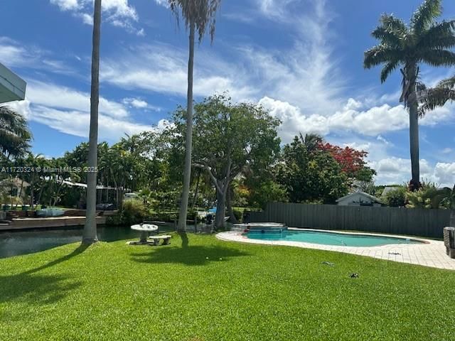 Real estate property located at 9920 194th St, Miami-dade, Bel Aire Sec 3, Cutler Bay, FL