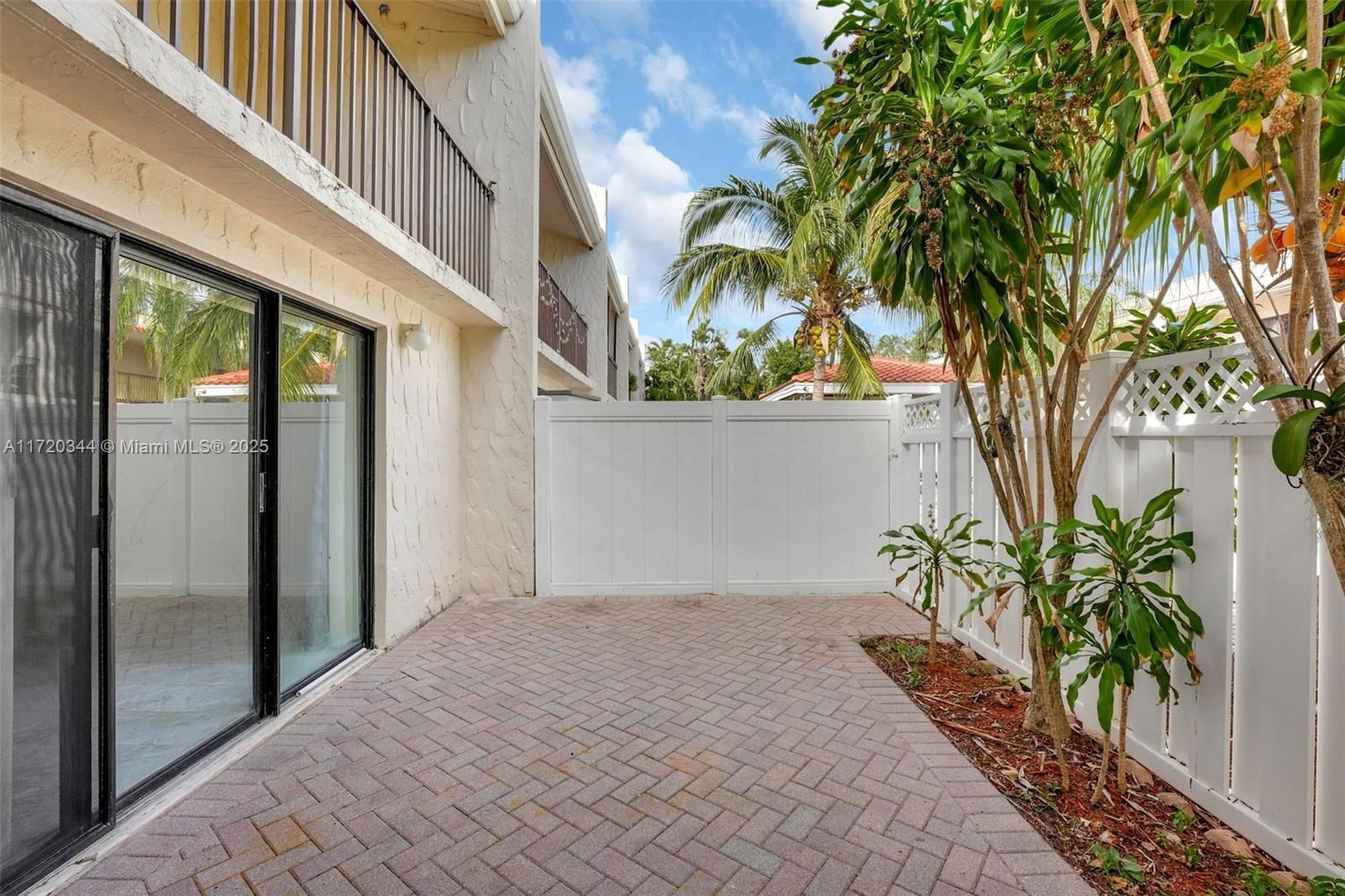 Real estate property located at 232 10th Ave #232, Broward, Ibiza Condo, Pompano Beach, FL